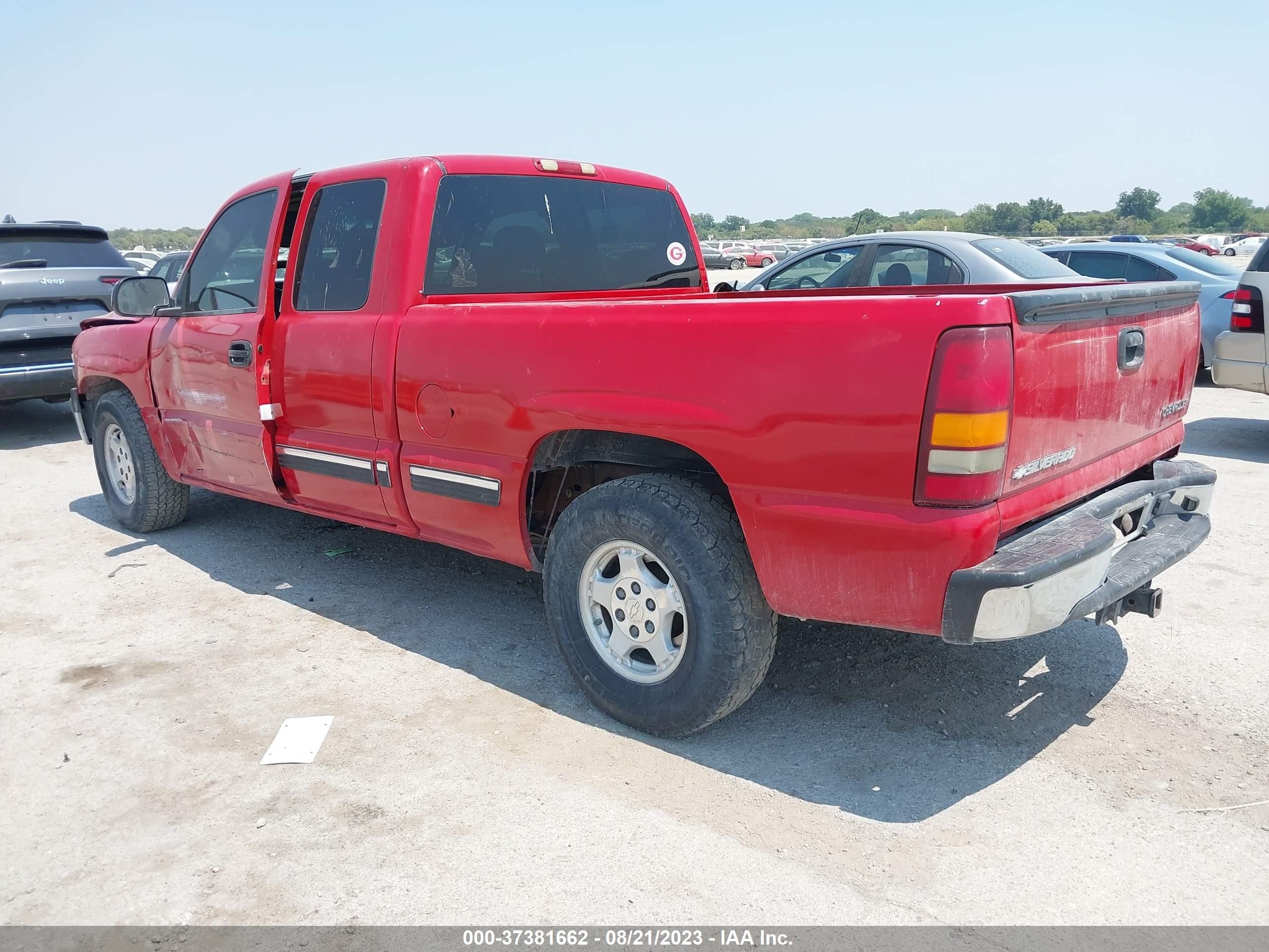 Photo 2 VIN: 2GCEC19T421405432 - CHEVROLET SILVERADO 