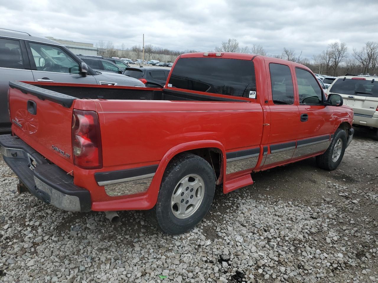 Photo 2 VIN: 2GCEC19T431250849 - CHEVROLET SILVERADO 