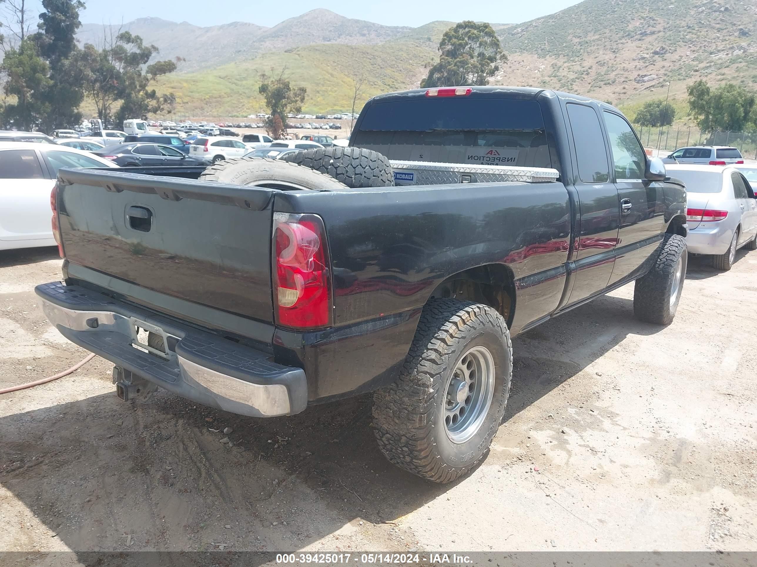 Photo 3 VIN: 2GCEC19T461109574 - CHEVROLET SILVERADO 