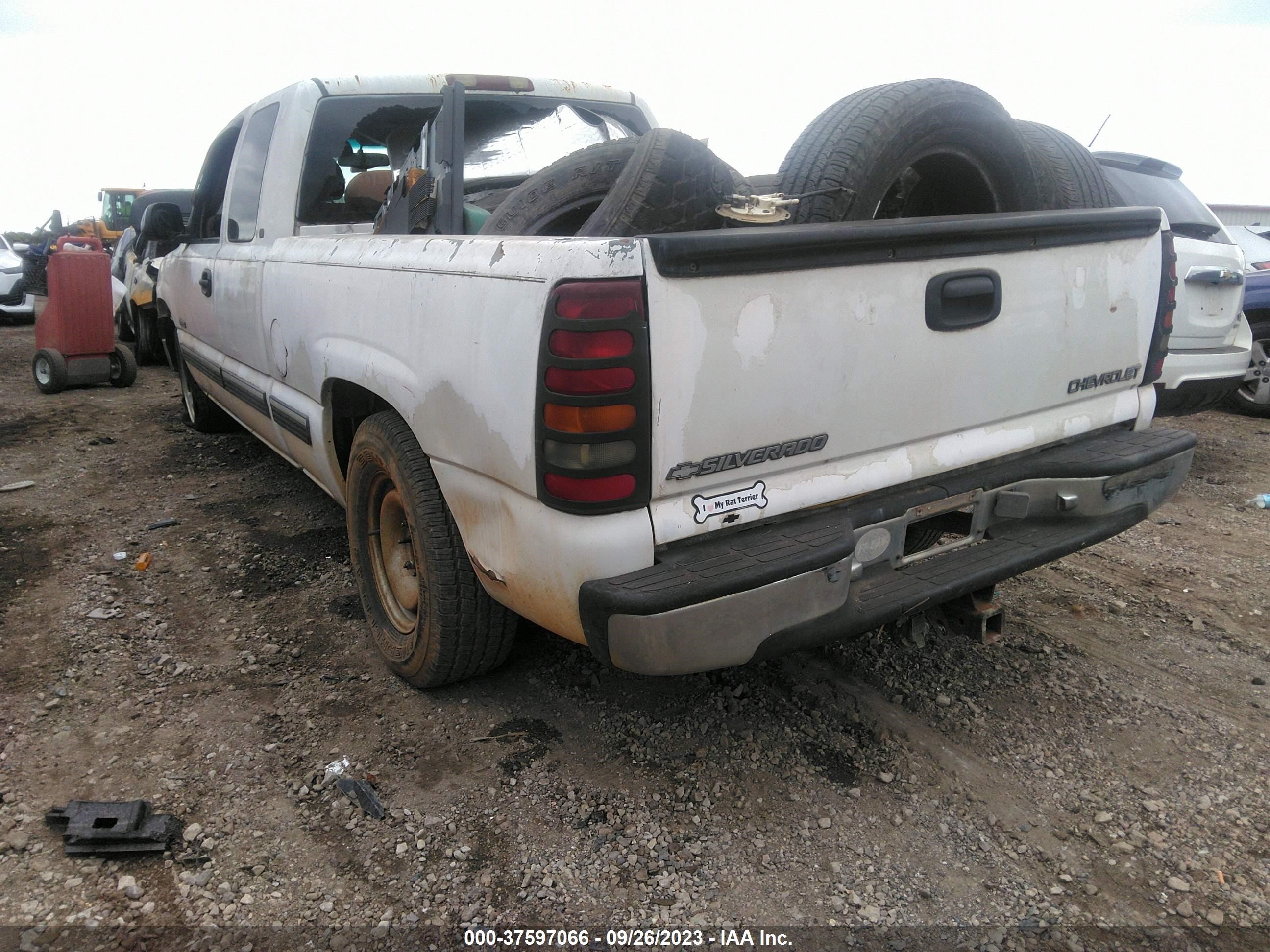 Photo 2 VIN: 2GCEC19T4Y1124174 - CHEVROLET SILVERADO 