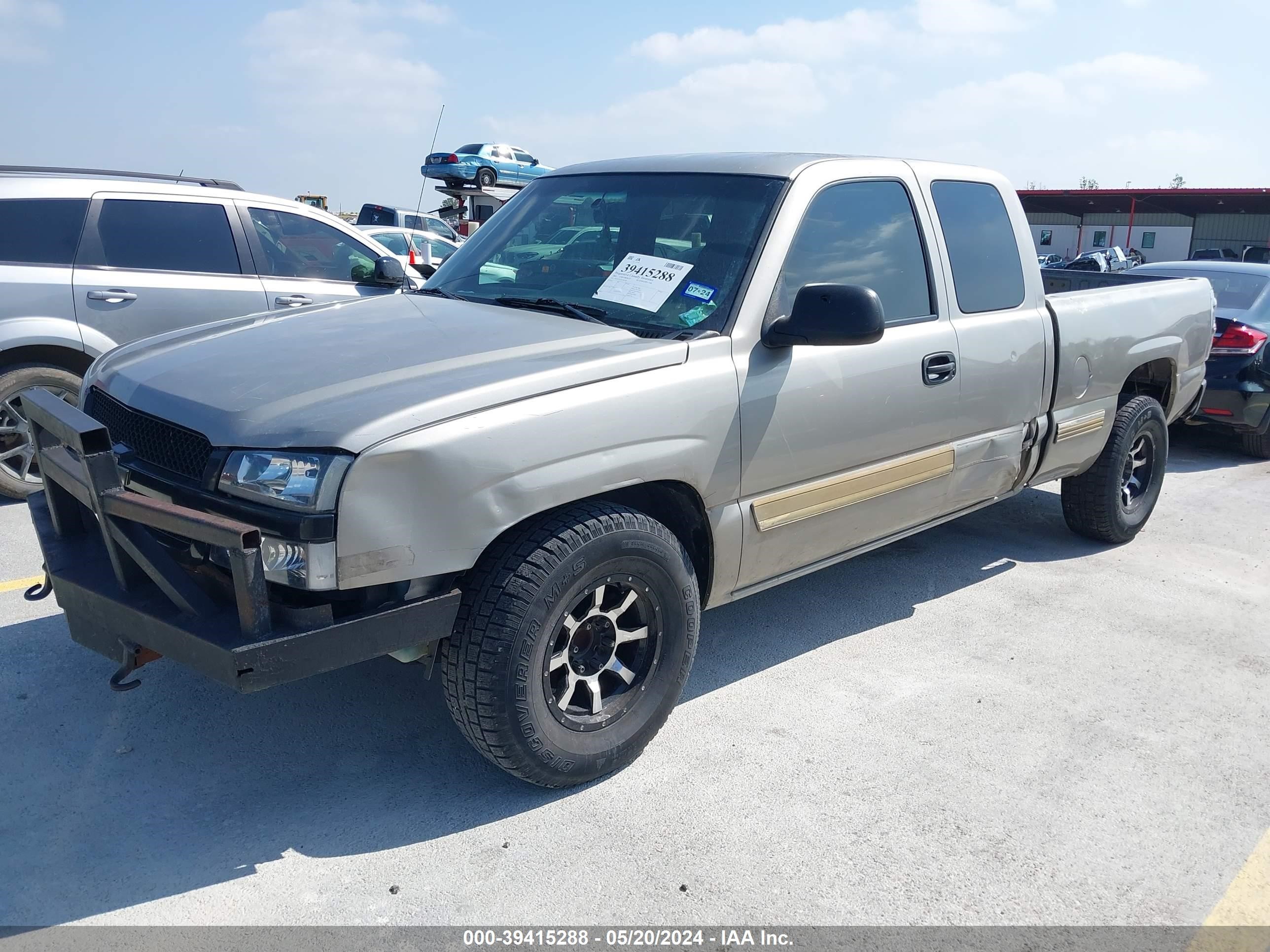 Photo 1 VIN: 2GCEC19T531182187 - CHEVROLET SILVERADO 