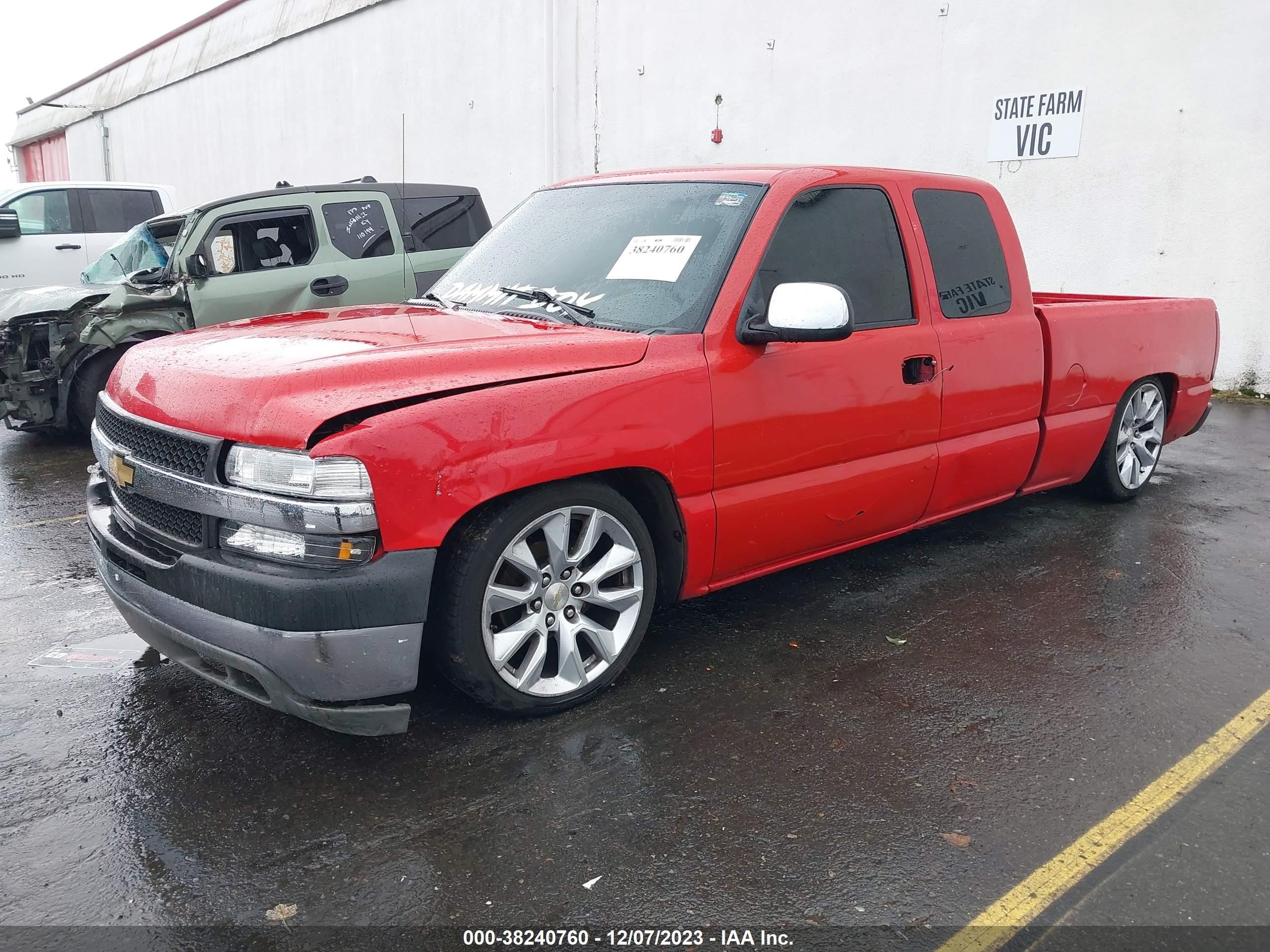 Photo 1 VIN: 2GCEC19T5X1165220 - CHEVROLET SILVERADO 