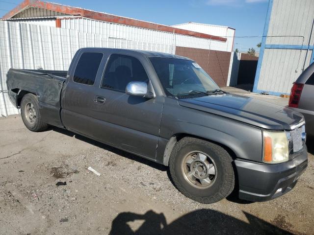 Photo 3 VIN: 2GCEC19T5Y1318647 - CHEVROLET SILVERADO 