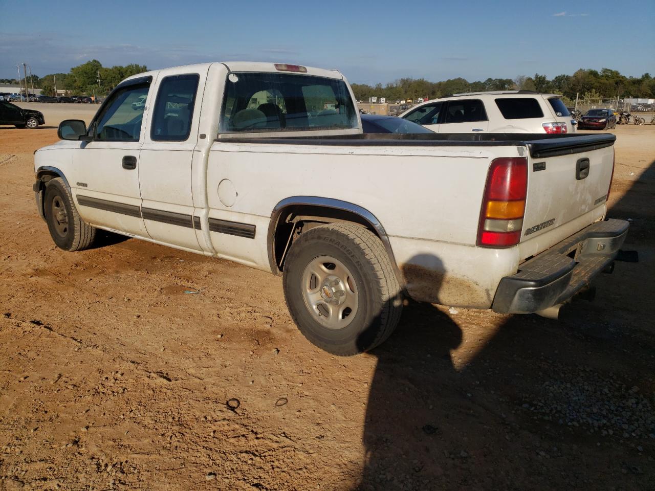 Photo 1 VIN: 2GCEC19T611301930 - CHEVROLET SILVERADO 