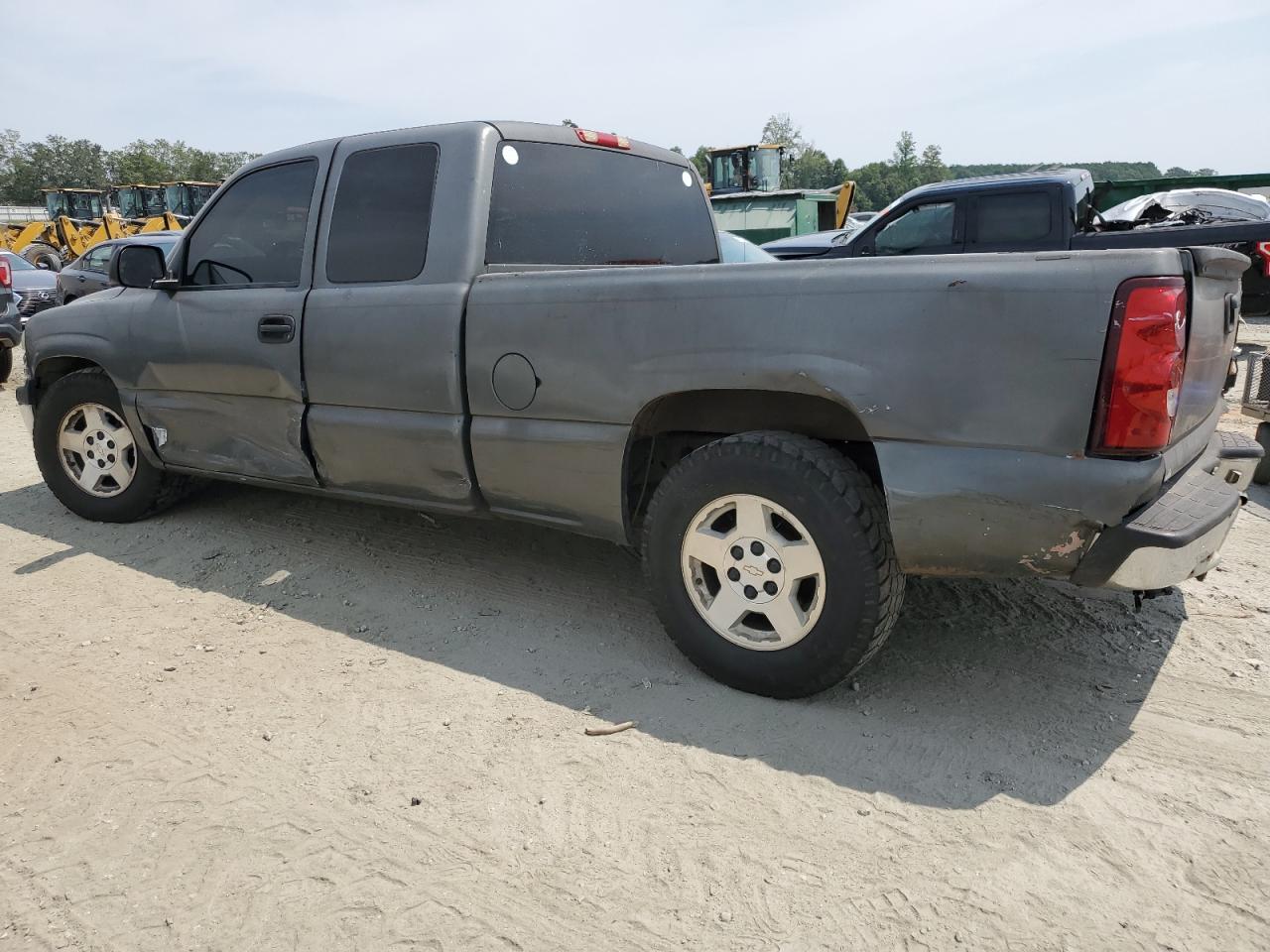 Photo 1 VIN: 2GCEC19T6Y1240055 - CHEVROLET SILVERADO 