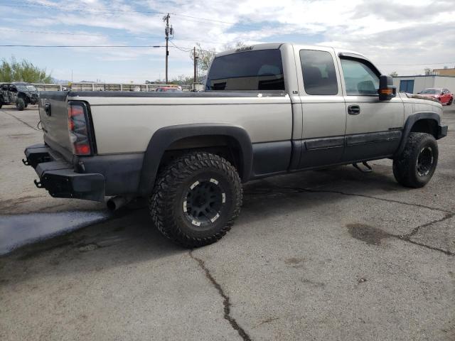 Photo 2 VIN: 2GCEC19T731212273 - CHEVROLET SILVERADO 