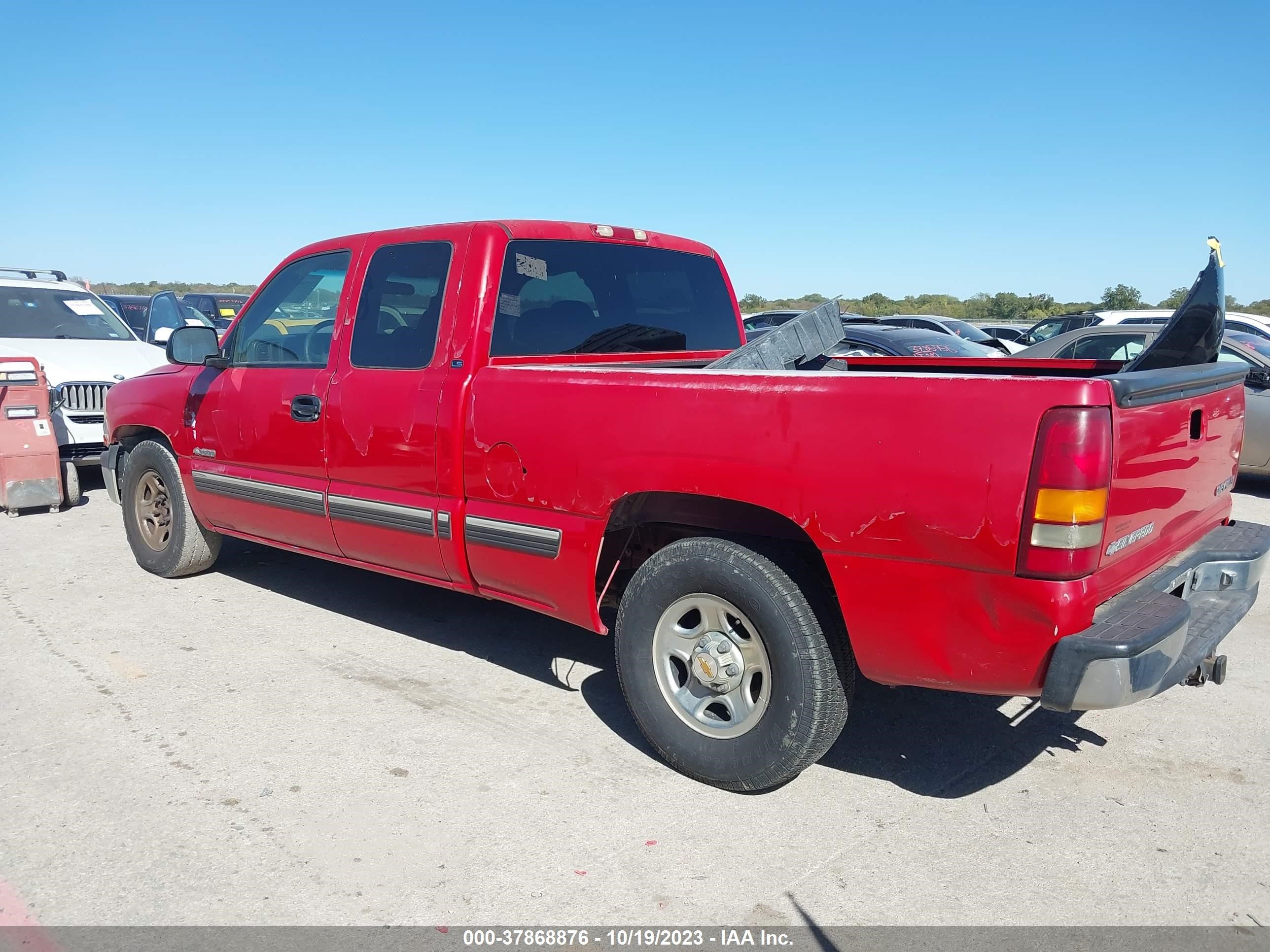 Photo 2 VIN: 2GCEC19T811234425 - CHEVROLET SILVERADO 