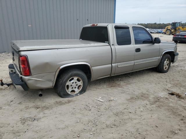 Photo 2 VIN: 2GCEC19T831116765 - CHEVROLET SILVERADO 