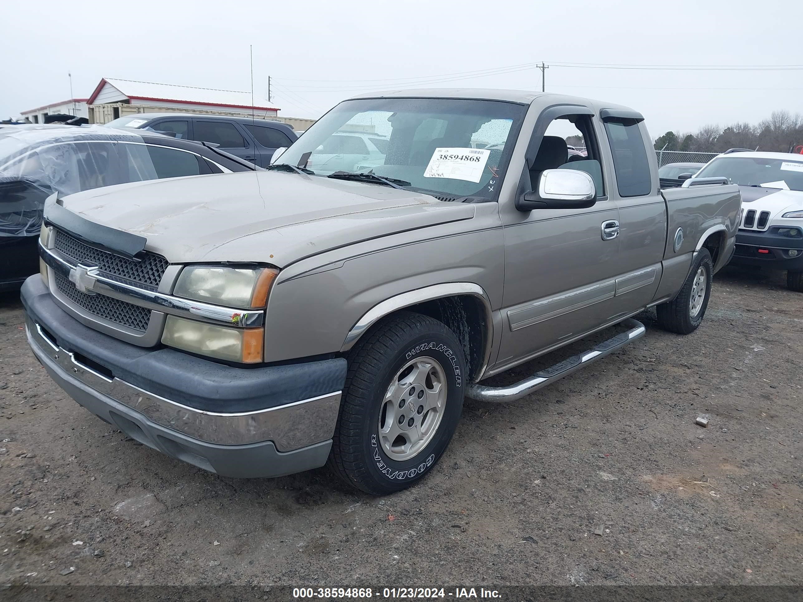 Photo 1 VIN: 2GCEC19T831219393 - CHEVROLET SILVERADO 