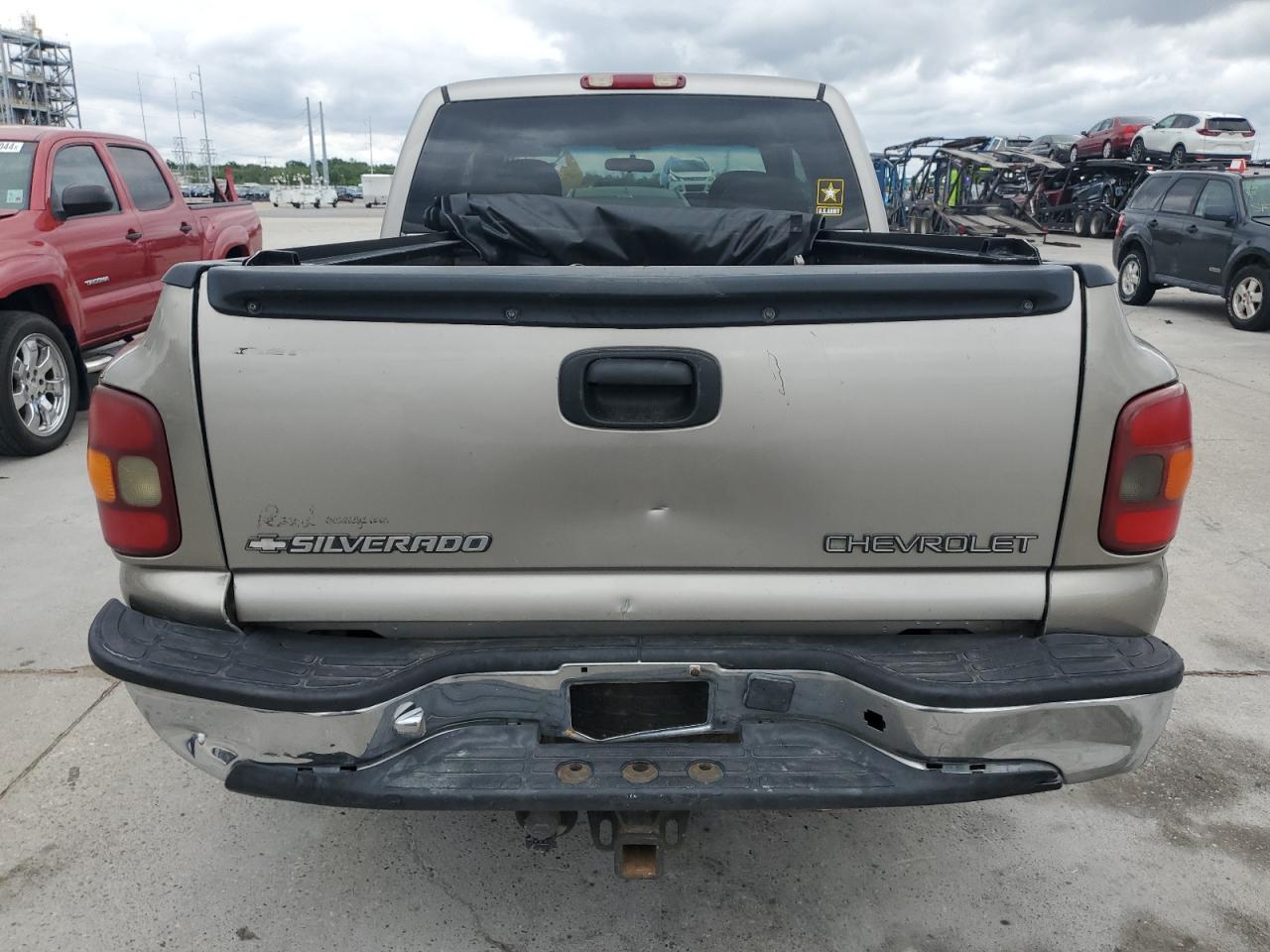 Photo 5 VIN: 2GCEC19T8Y1335538 - CHEVROLET SILVERADO 