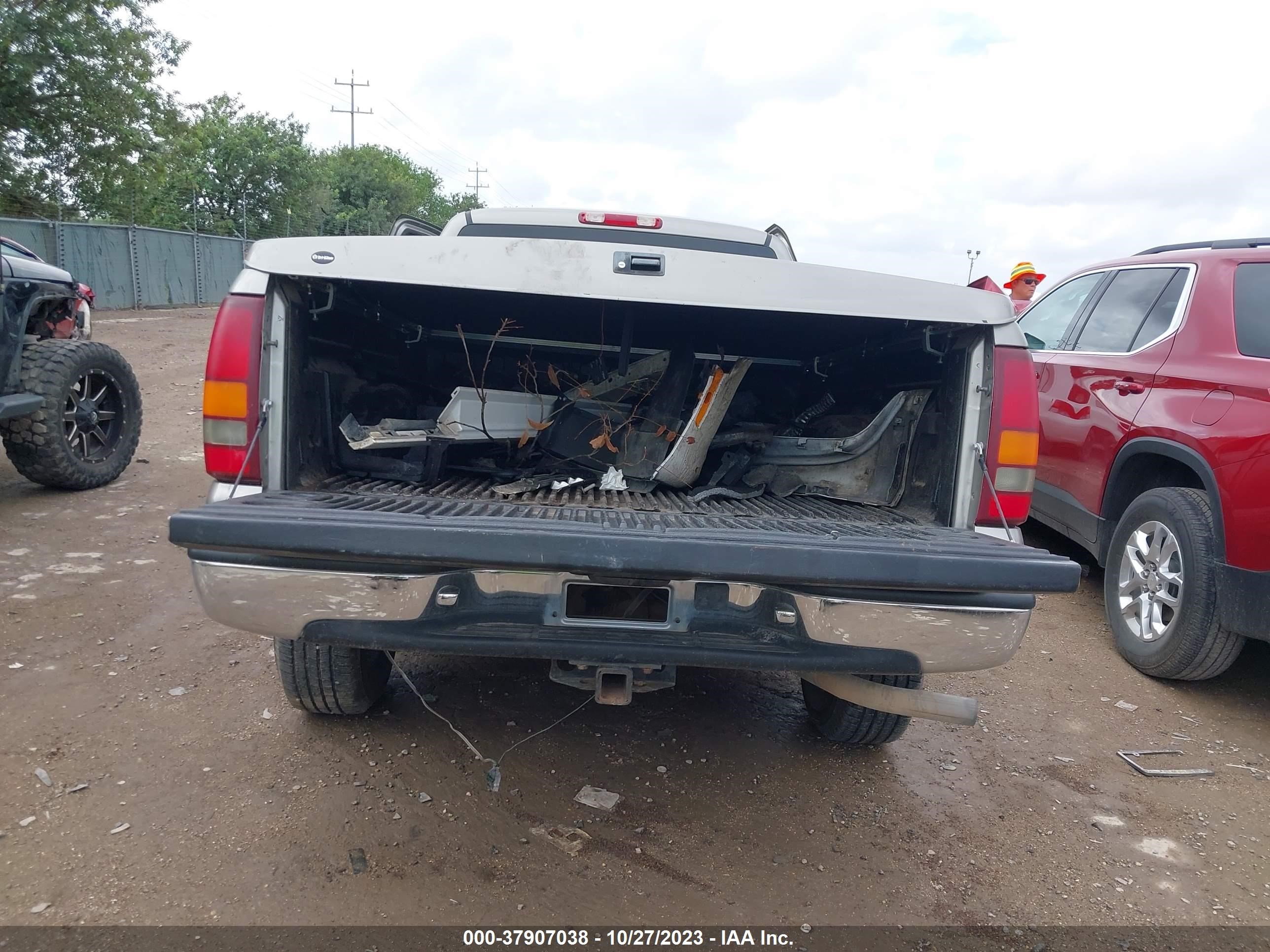 Photo 14 VIN: 2GCEC19T911127481 - CHEVROLET SILVERADO 