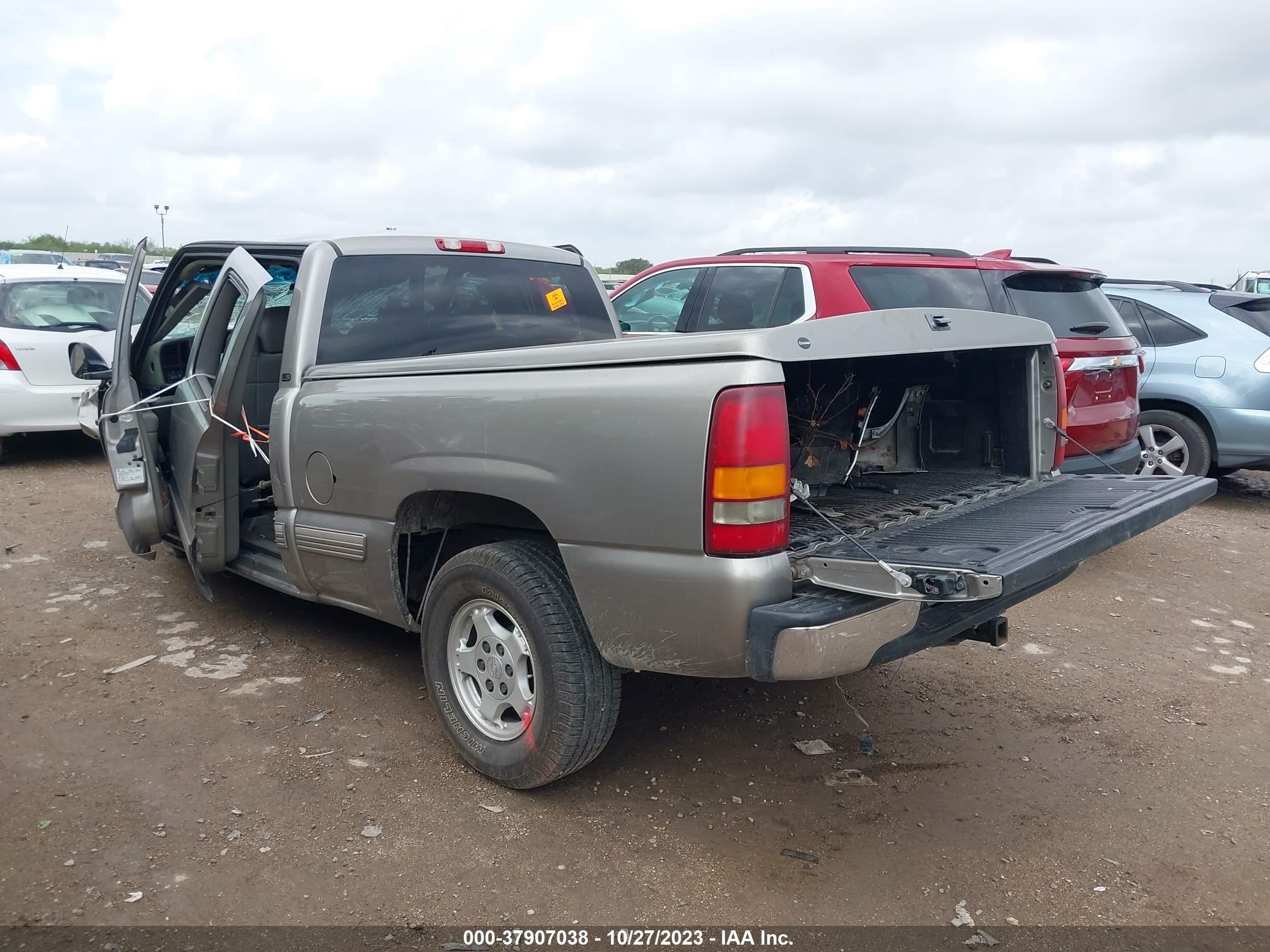 Photo 2 VIN: 2GCEC19T911127481 - CHEVROLET SILVERADO 