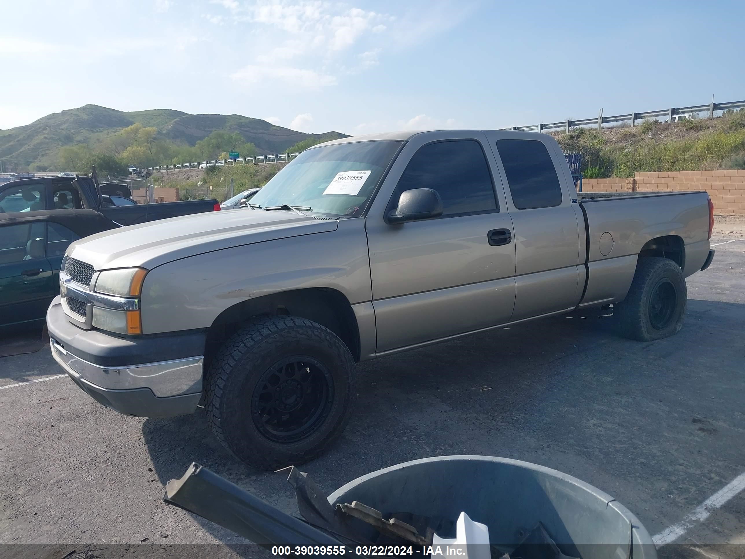 Photo 1 VIN: 2GCEC19T931391111 - CHEVROLET SILVERADO 