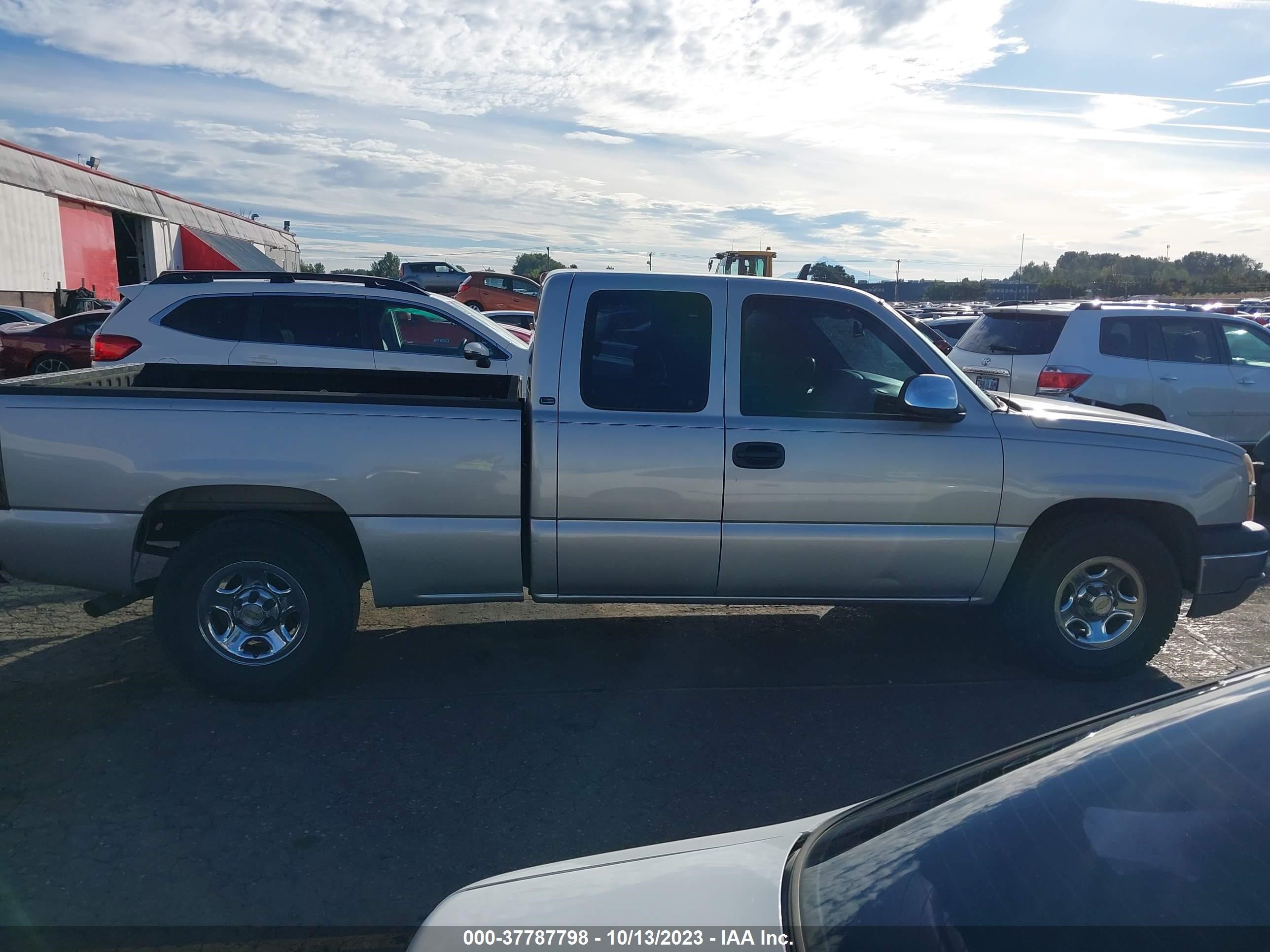 Photo 12 VIN: 2GCEC19T941163255 - CHEVROLET SILVERADO 