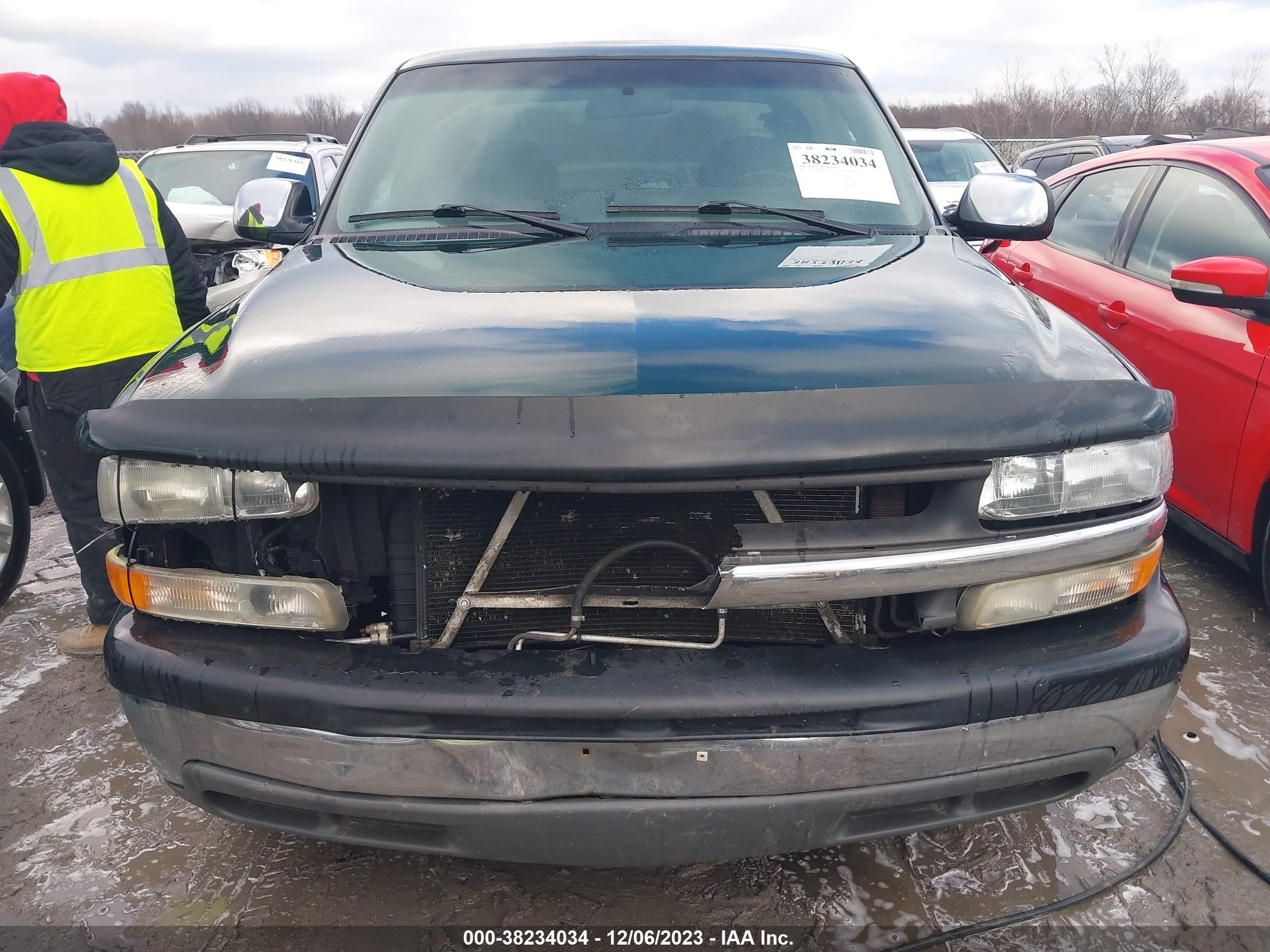 Photo 11 VIN: 2GCEC19TX21203467 - CHEVROLET SILVERADO 