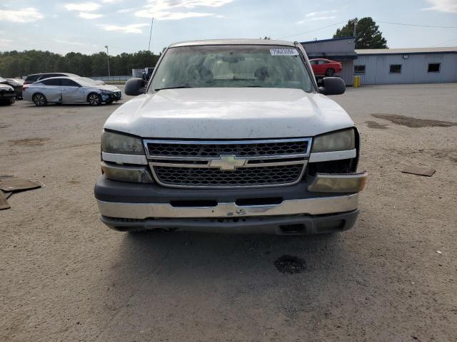 Photo 4 VIN: 2GCEC19TX31211442 - CHEVROLET SILVERADO 