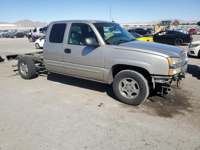 Photo 3 VIN: 2GCEC19TX31300959 - CHEVROLET SILVERADO 