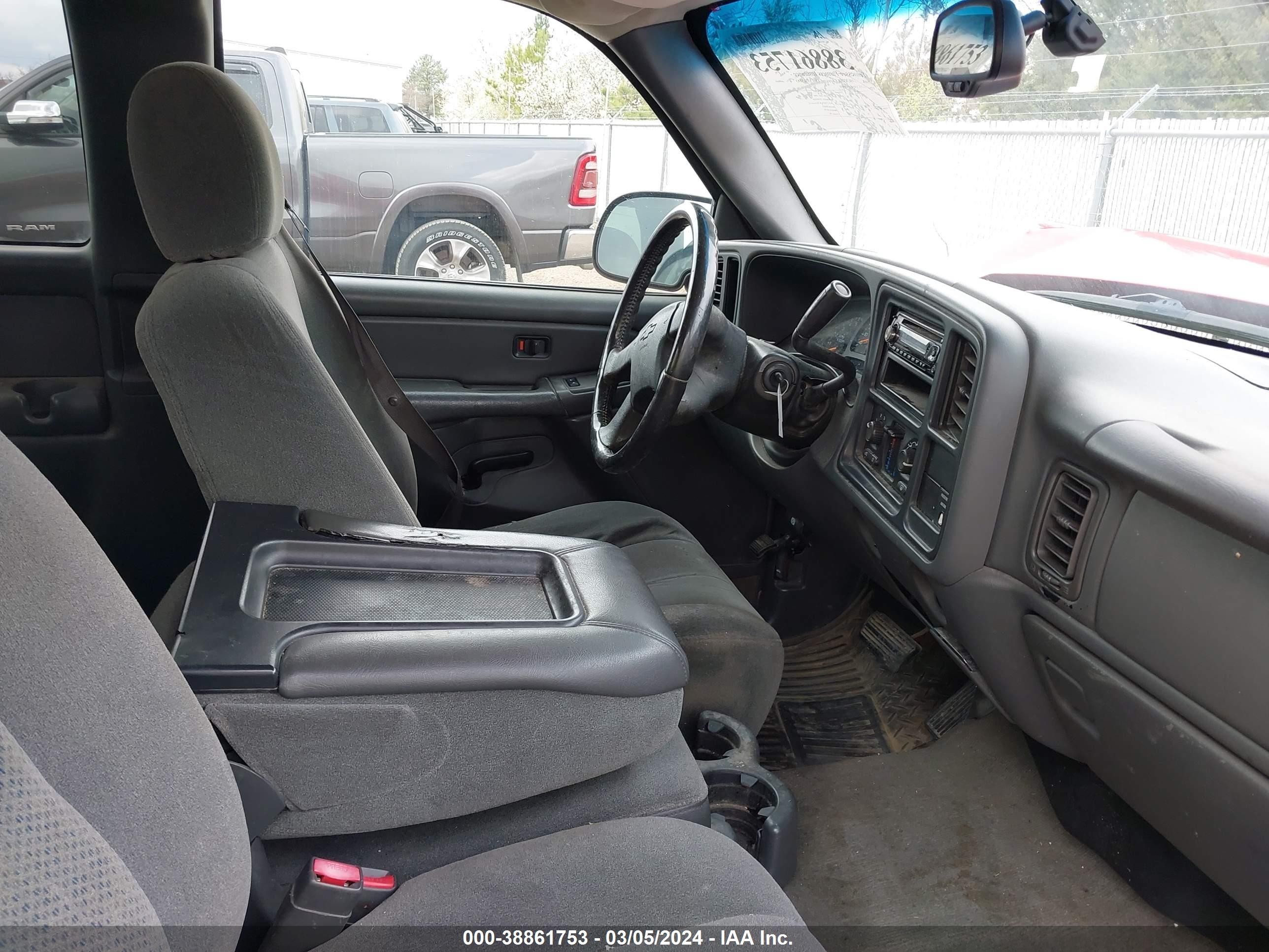 Photo 4 VIN: 2GCEC19TX41310988 - CHEVROLET SILVERADO 