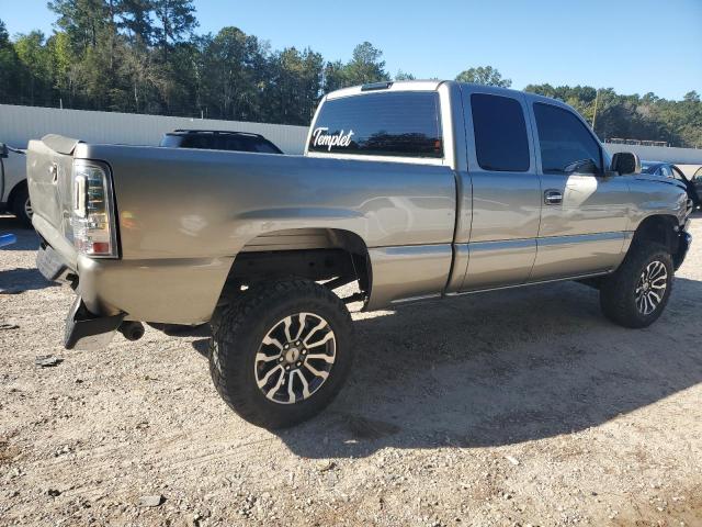 Photo 2 VIN: 2GCEC19V031271683 - CHEVROLET SILVERADO 