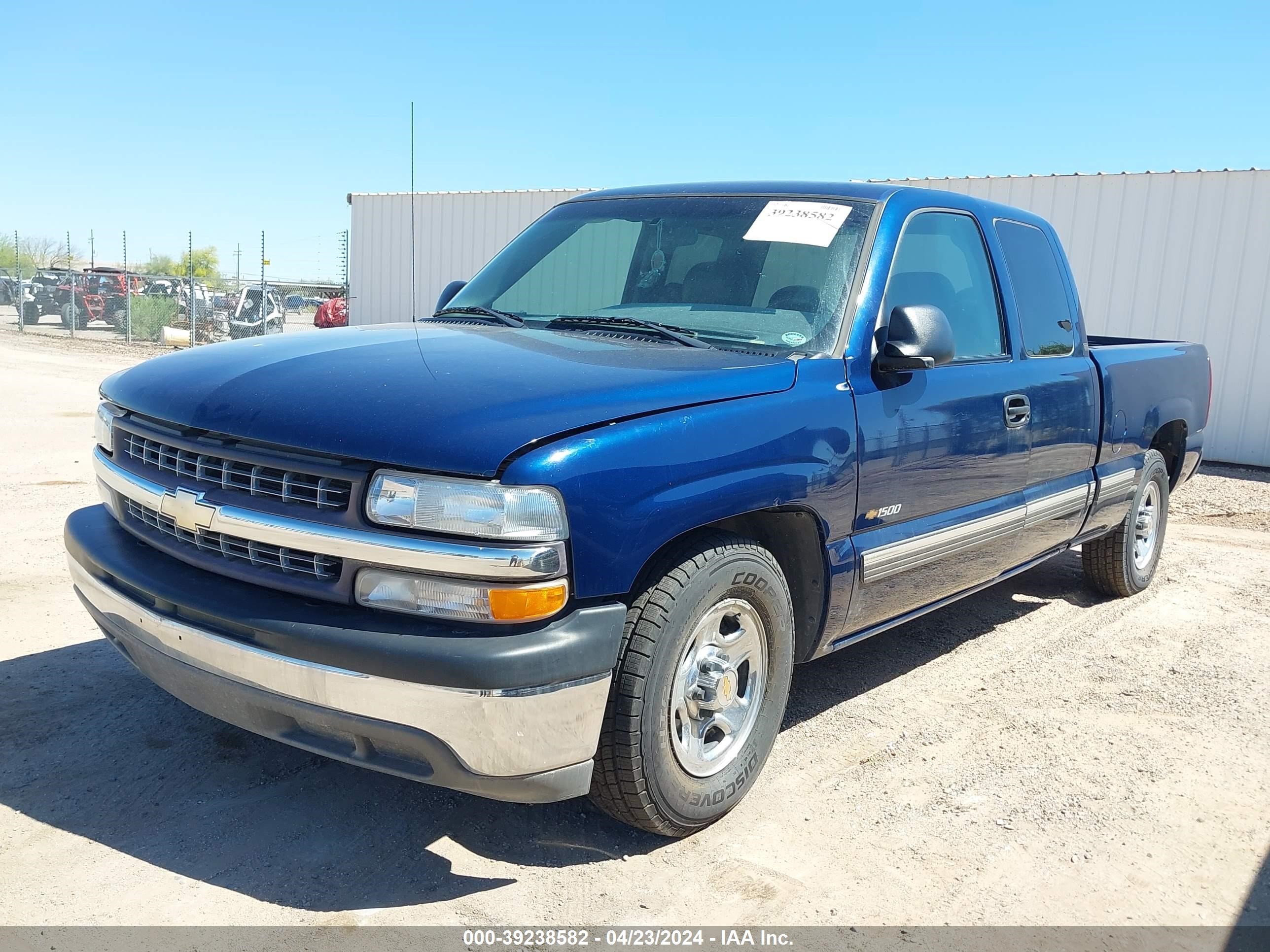 Photo 1 VIN: 2GCEC19V0Y1293075 - CHEVROLET SILVERADO 