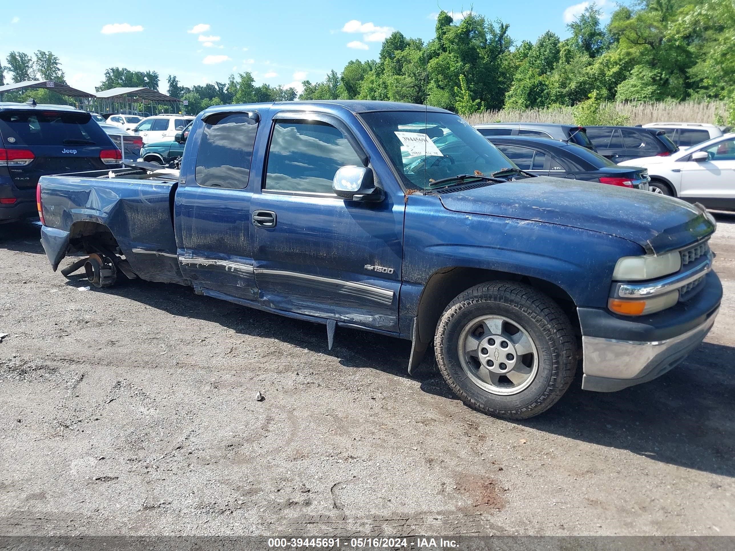 Photo 0 VIN: 2GCEC19V1X1120454 - CHEVROLET SILVERADO 