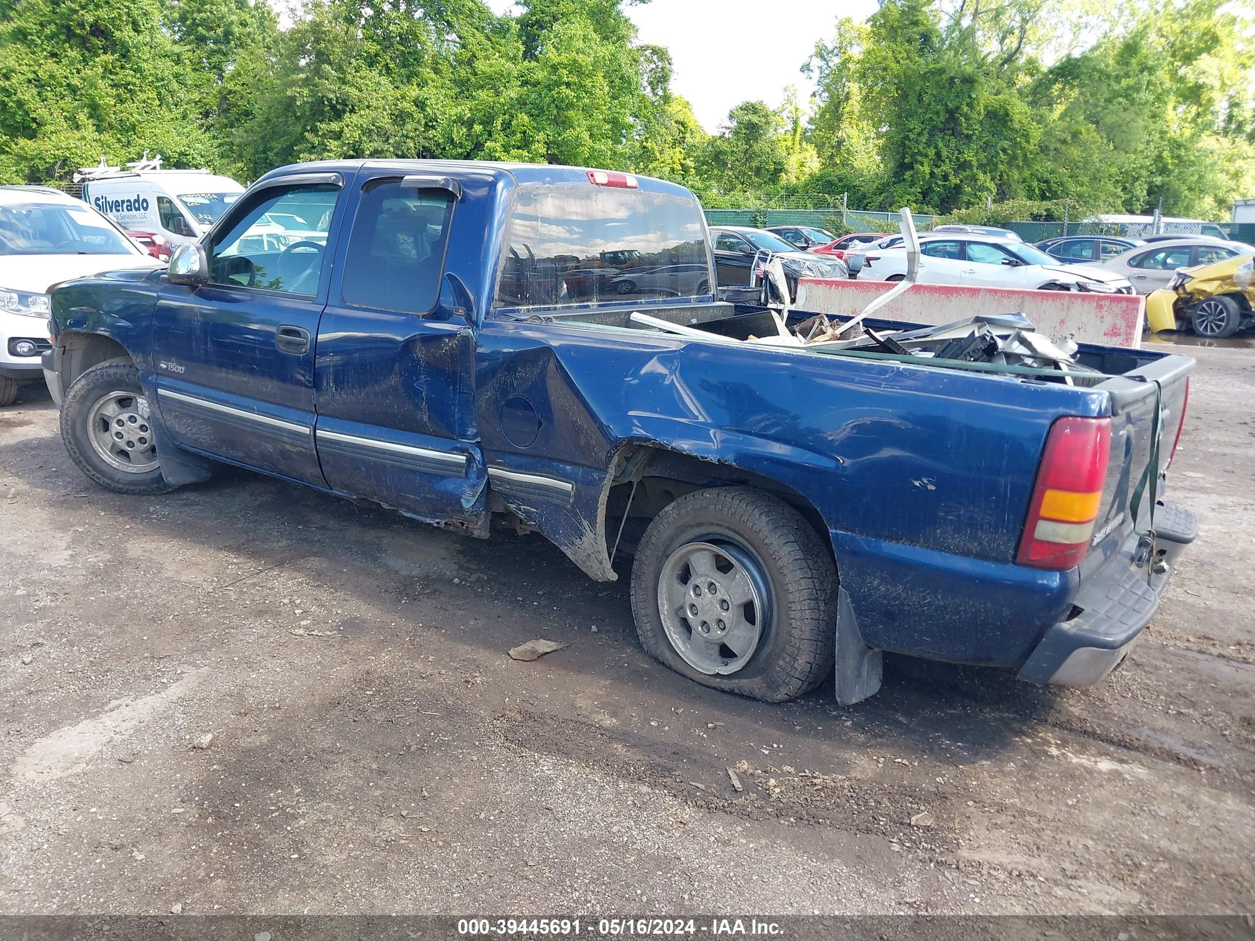 Photo 2 VIN: 2GCEC19V1X1120454 - CHEVROLET SILVERADO 