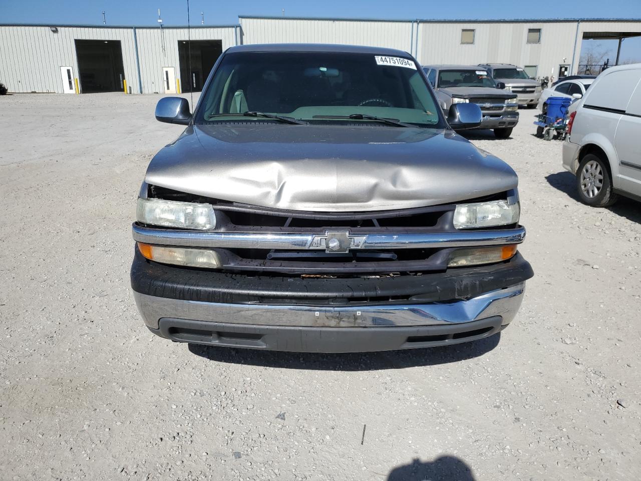 Photo 4 VIN: 2GCEC19V1X1221302 - CHEVROLET SILVERADO 