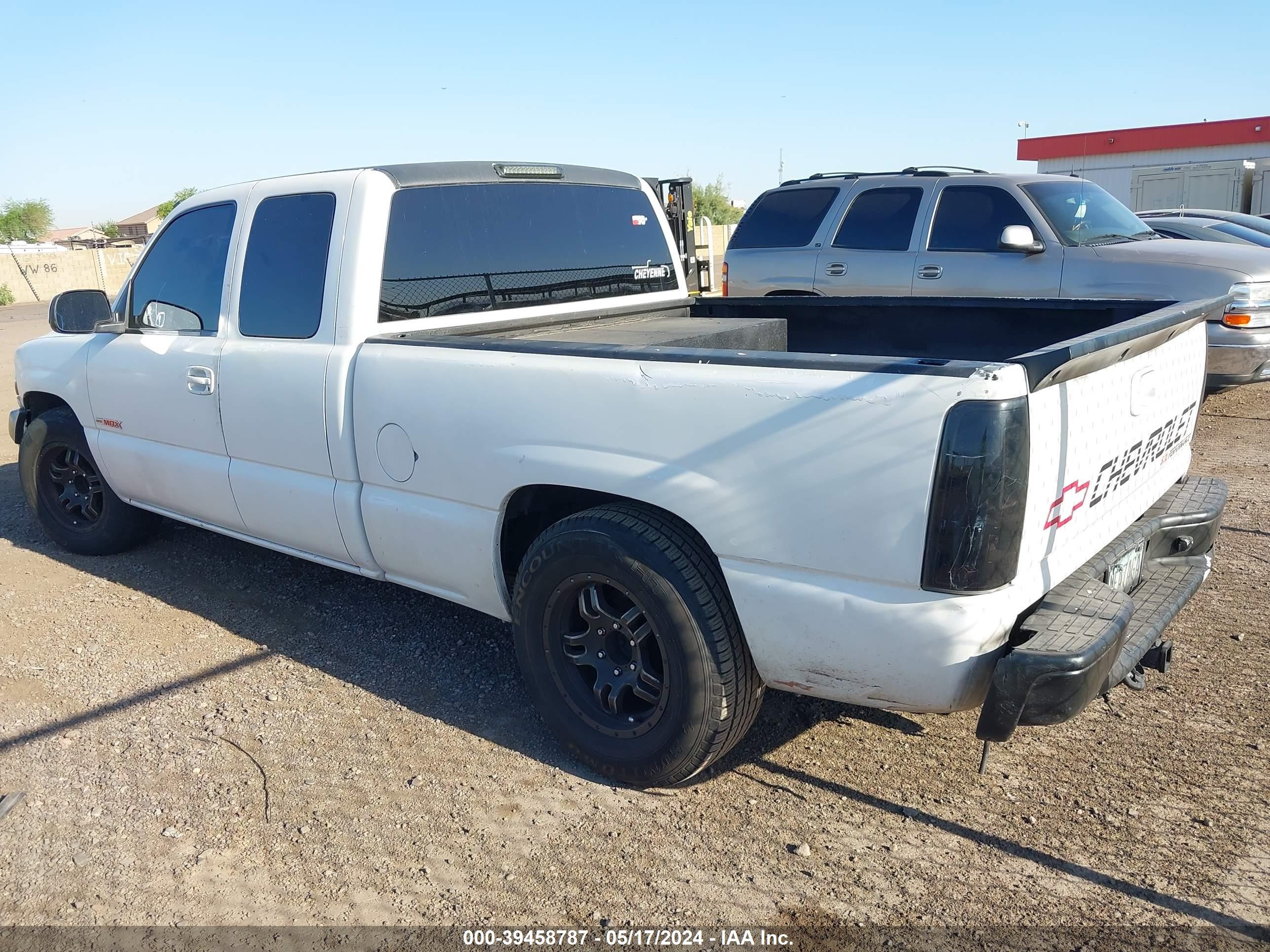 Photo 2 VIN: 2GCEC19V221348603 - CHEVROLET SILVERADO 