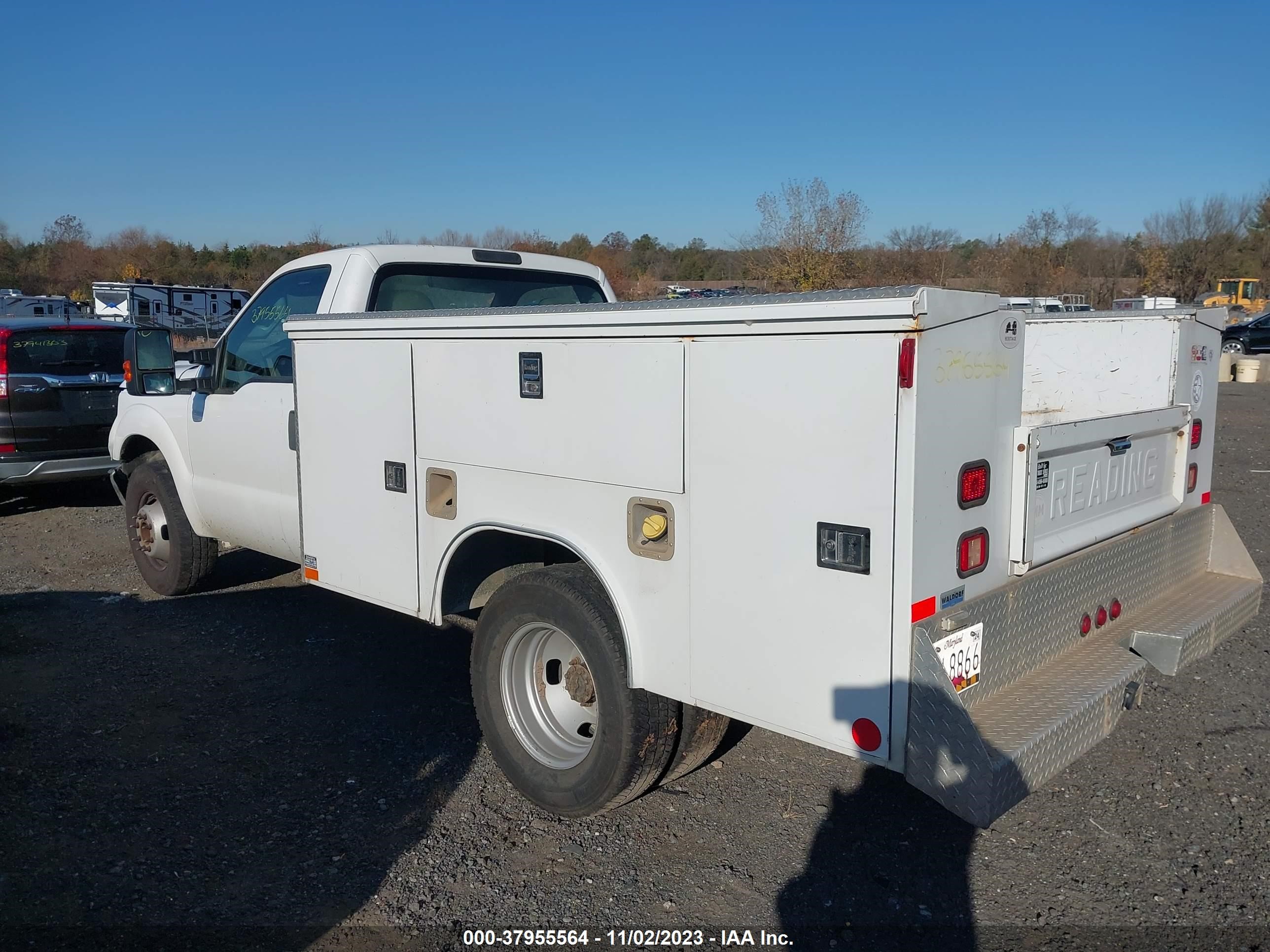 Photo 2 VIN: 2GCEC19V351242021 - FORD F350 