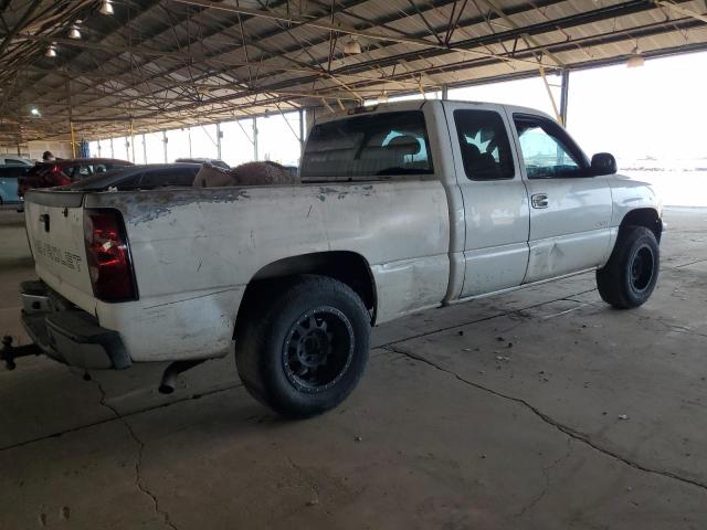 Photo 2 VIN: 2GCEC19V421192760 - CHEVROLET SILVERADO 