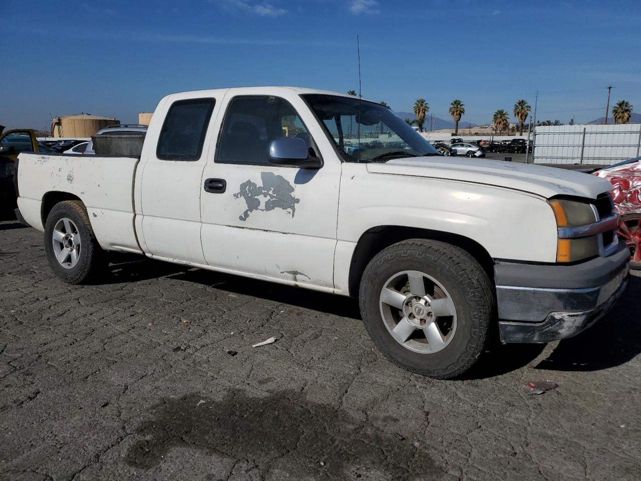 Photo 3 VIN: 2GCEC19V431103478 - CHEVROLET SILVERADO 