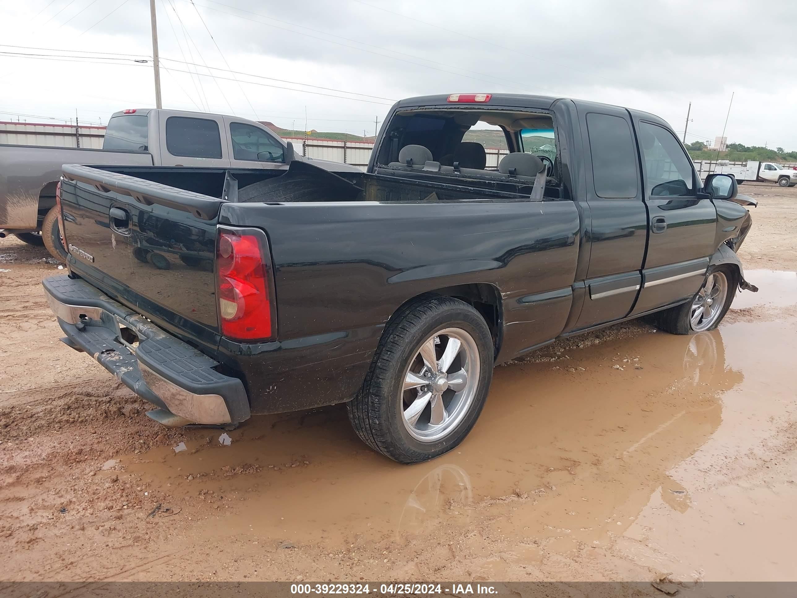 Photo 3 VIN: 2GCEC19V461106594 - CHEVROLET SILVERADO 