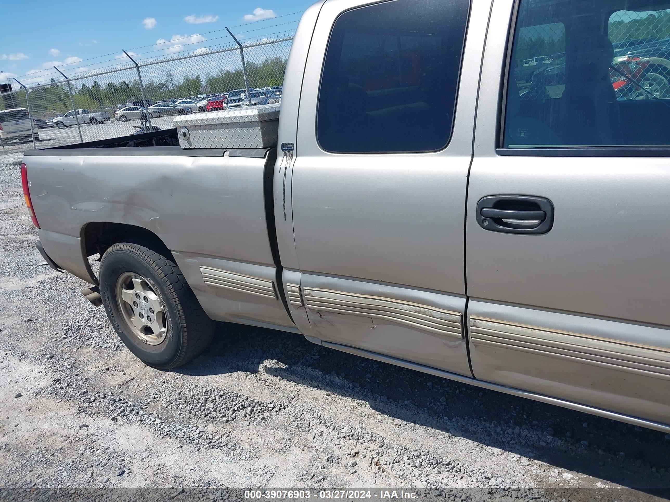 Photo 12 VIN: 2GCEC19V4X1170927 - CHEVROLET SILVERADO 