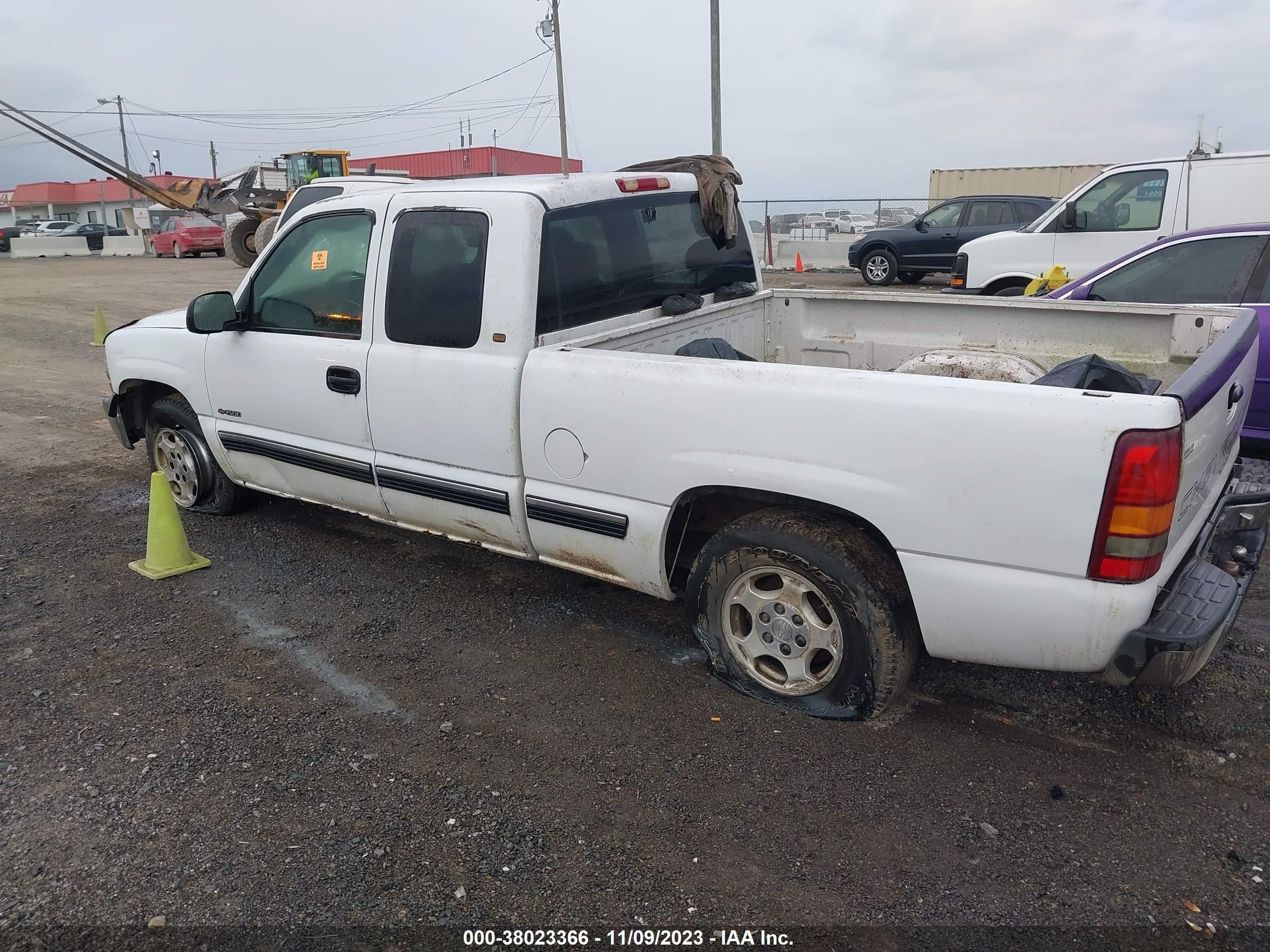 Photo 2 VIN: 2GCEC19V4X1189199 - CHEVROLET SILVERADO 