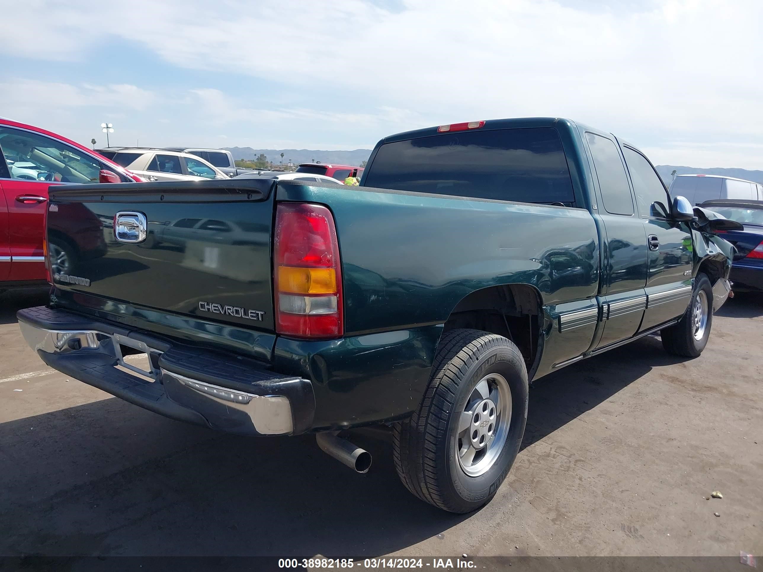 Photo 3 VIN: 2GCEC19V511401485 - CHEVROLET SILVERADO 