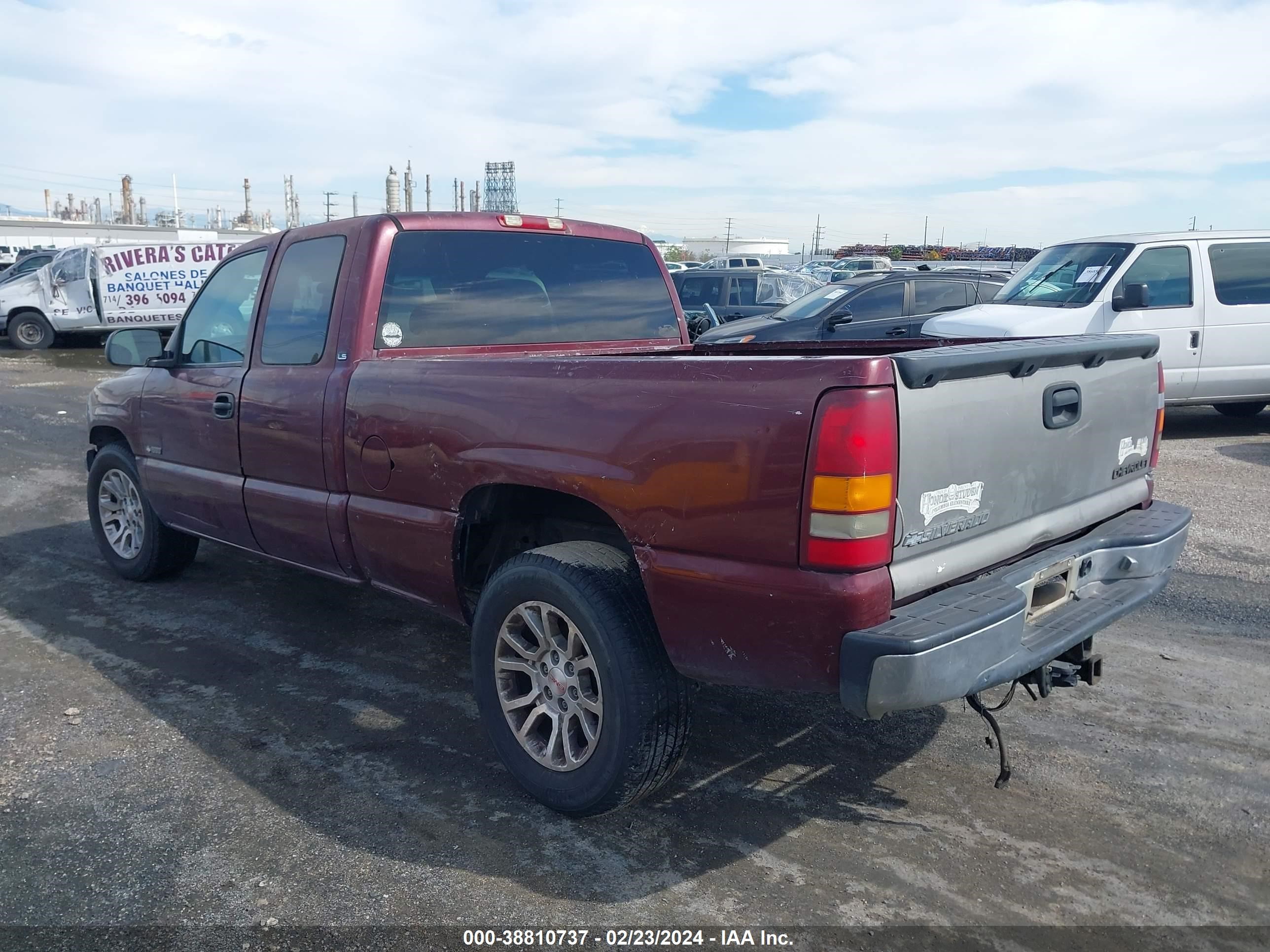 Photo 2 VIN: 2GCEC19V521381904 - CHEVROLET SILVERADO 