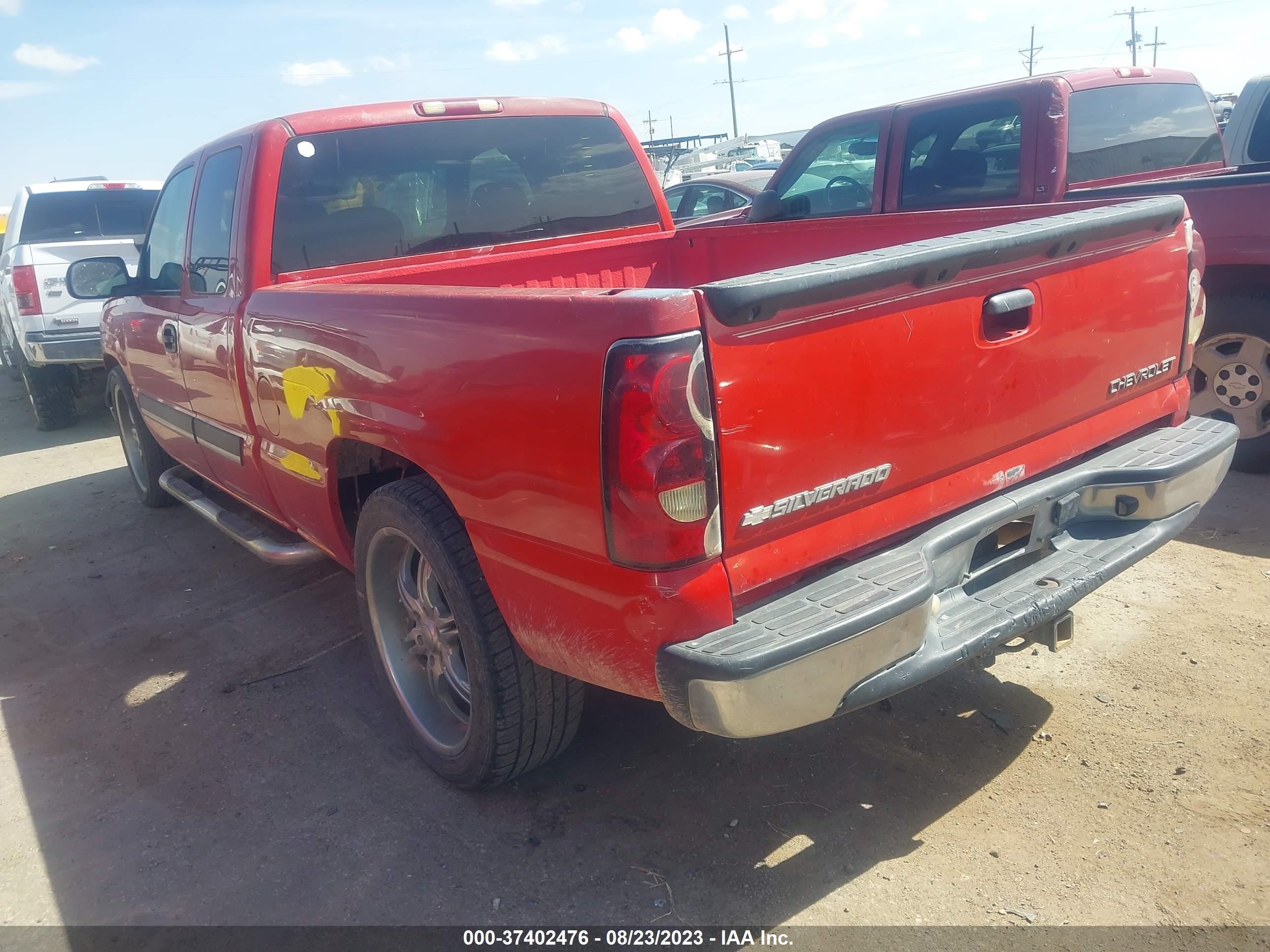 Photo 2 VIN: 2GCEC19V541294930 - CHEVROLET SILVERADO 