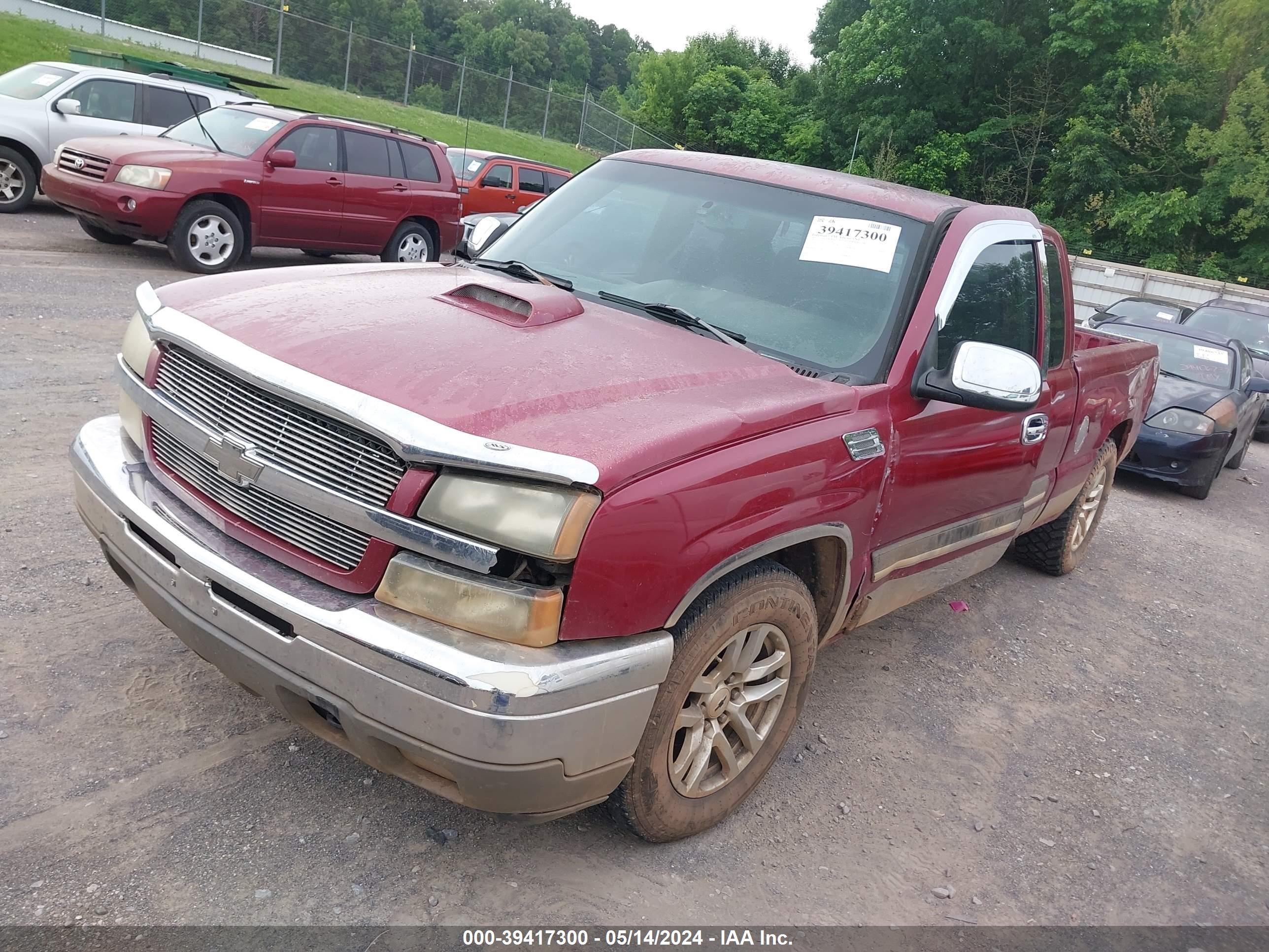 Photo 1 VIN: 2GCEC19V551172540 - CHEVROLET SILVERADO 