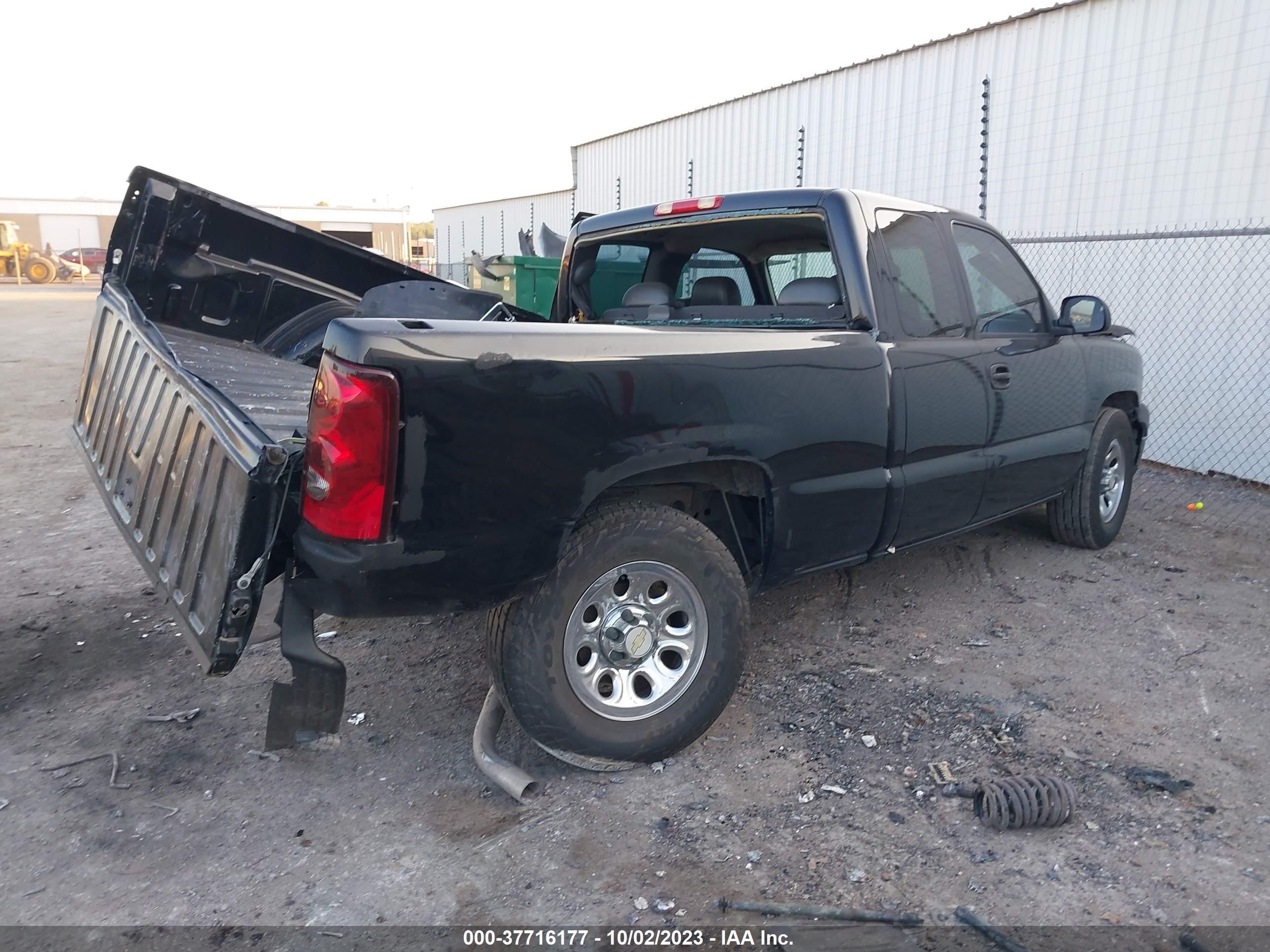 Photo 3 VIN: 2GCEC19V561147316 - CHEVROLET SILVERADO 