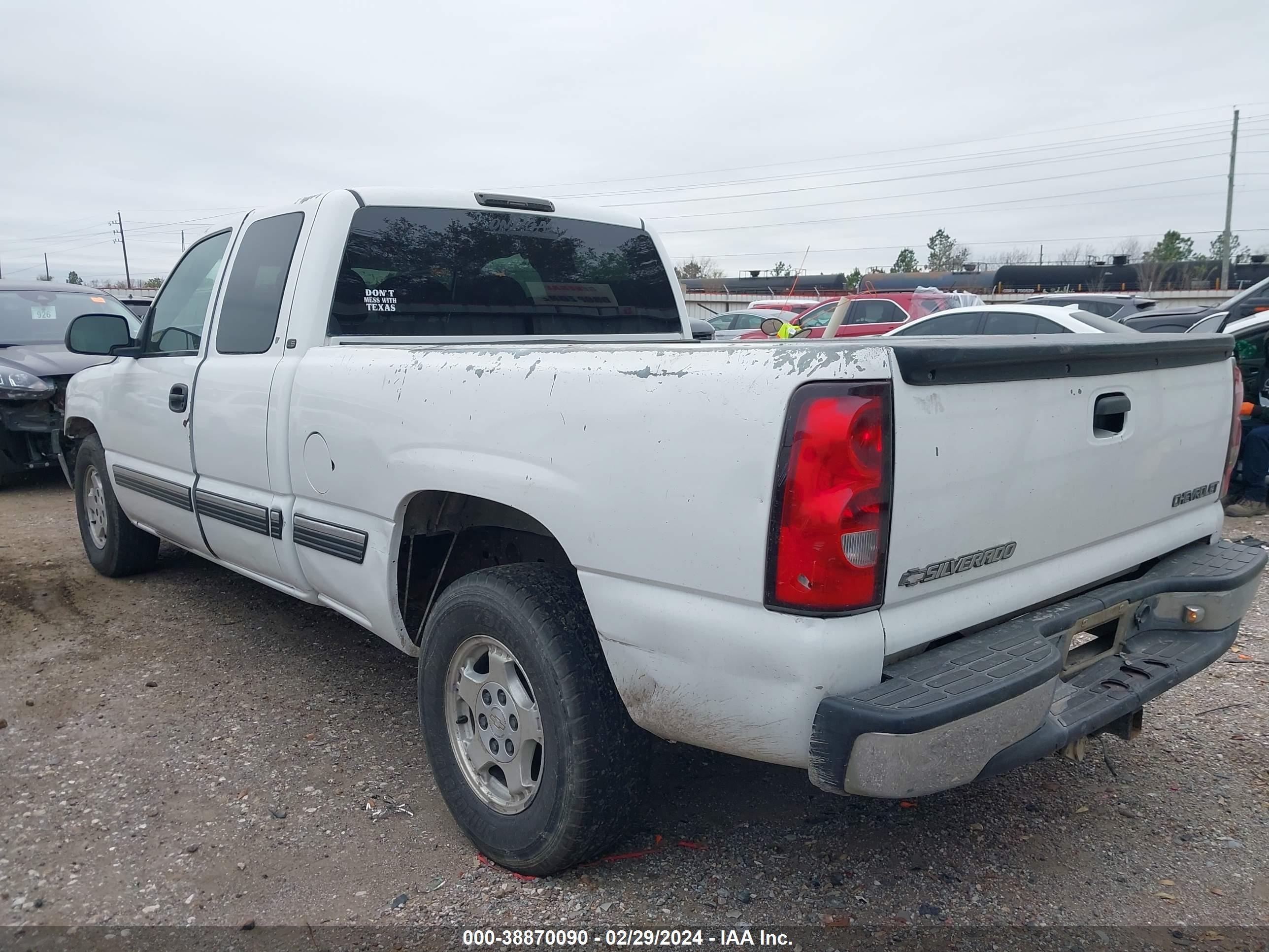 Photo 2 VIN: 2GCEC19V711241951 - CHEVROLET SILVERADO 