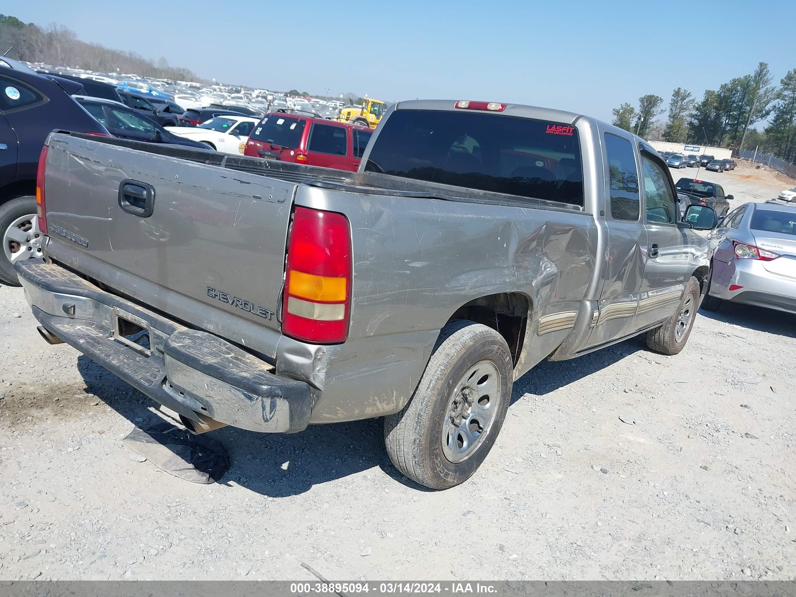 Photo 3 VIN: 2GCEC19V711265389 - CHEVROLET SILVERADO 