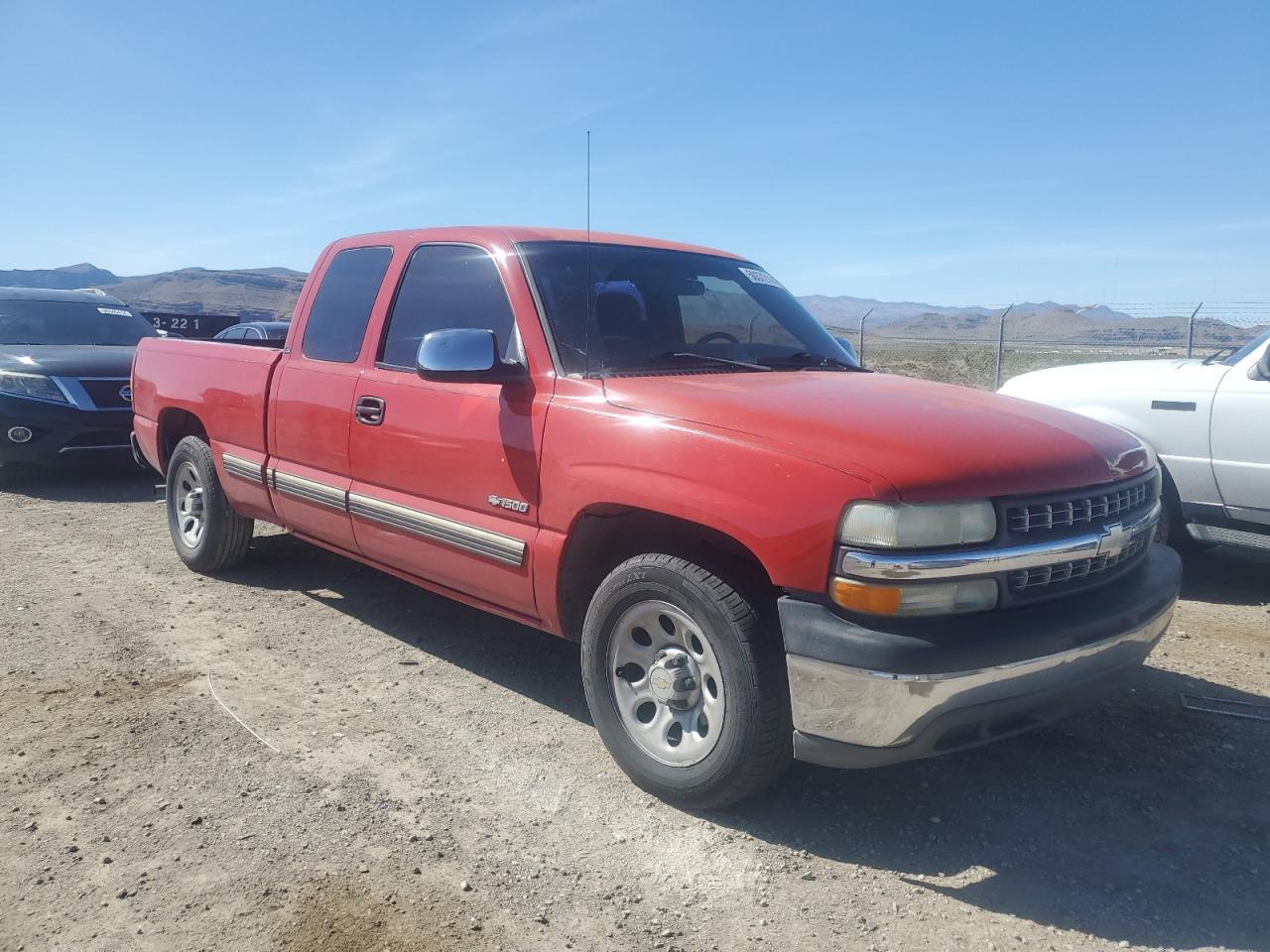 Photo 3 VIN: 2GCEC19V721390829 - CHEVROLET SILVERADO 