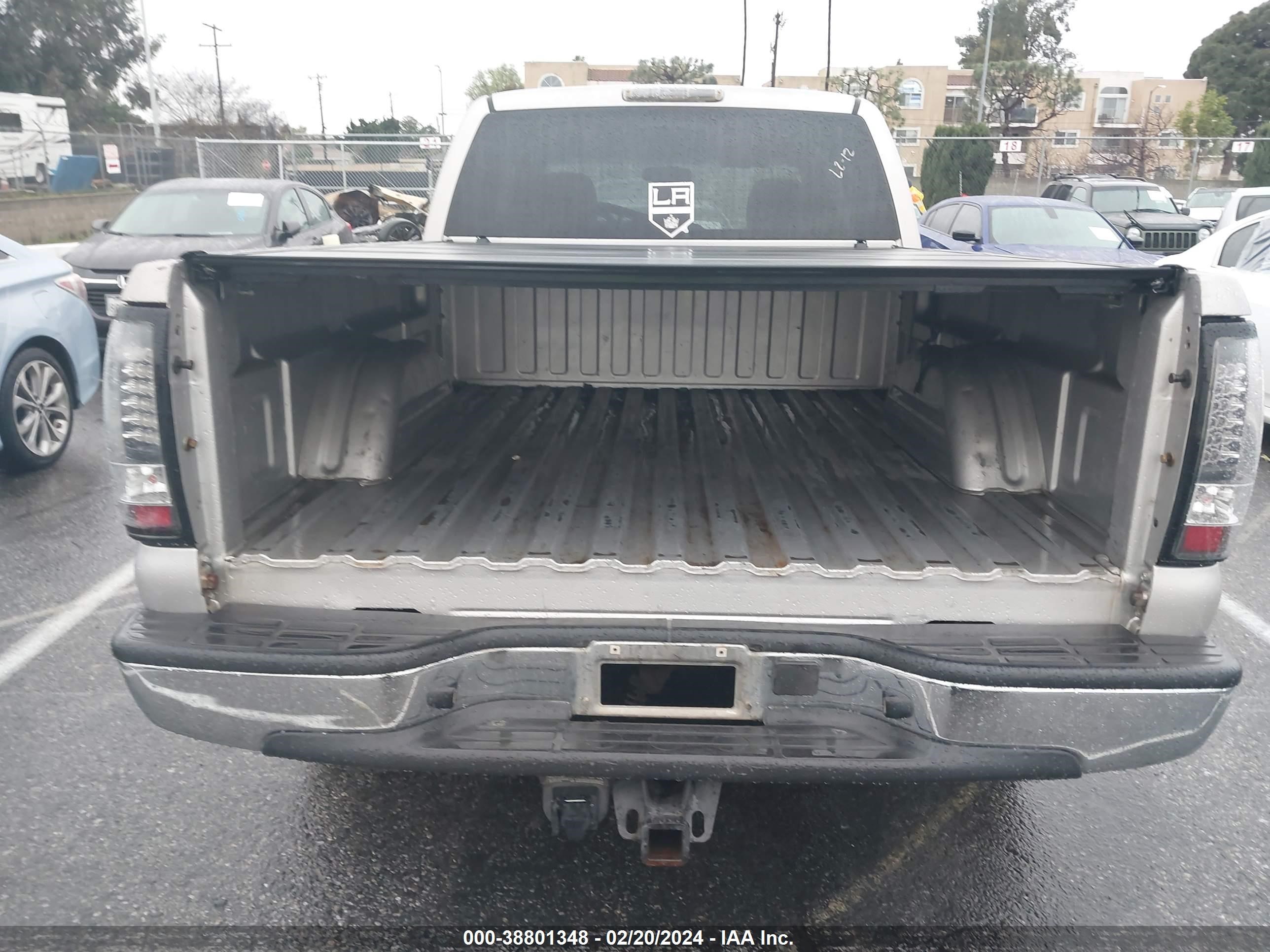 Photo 14 VIN: 2GCEC19V741434461 - CHEVROLET SILVERADO 