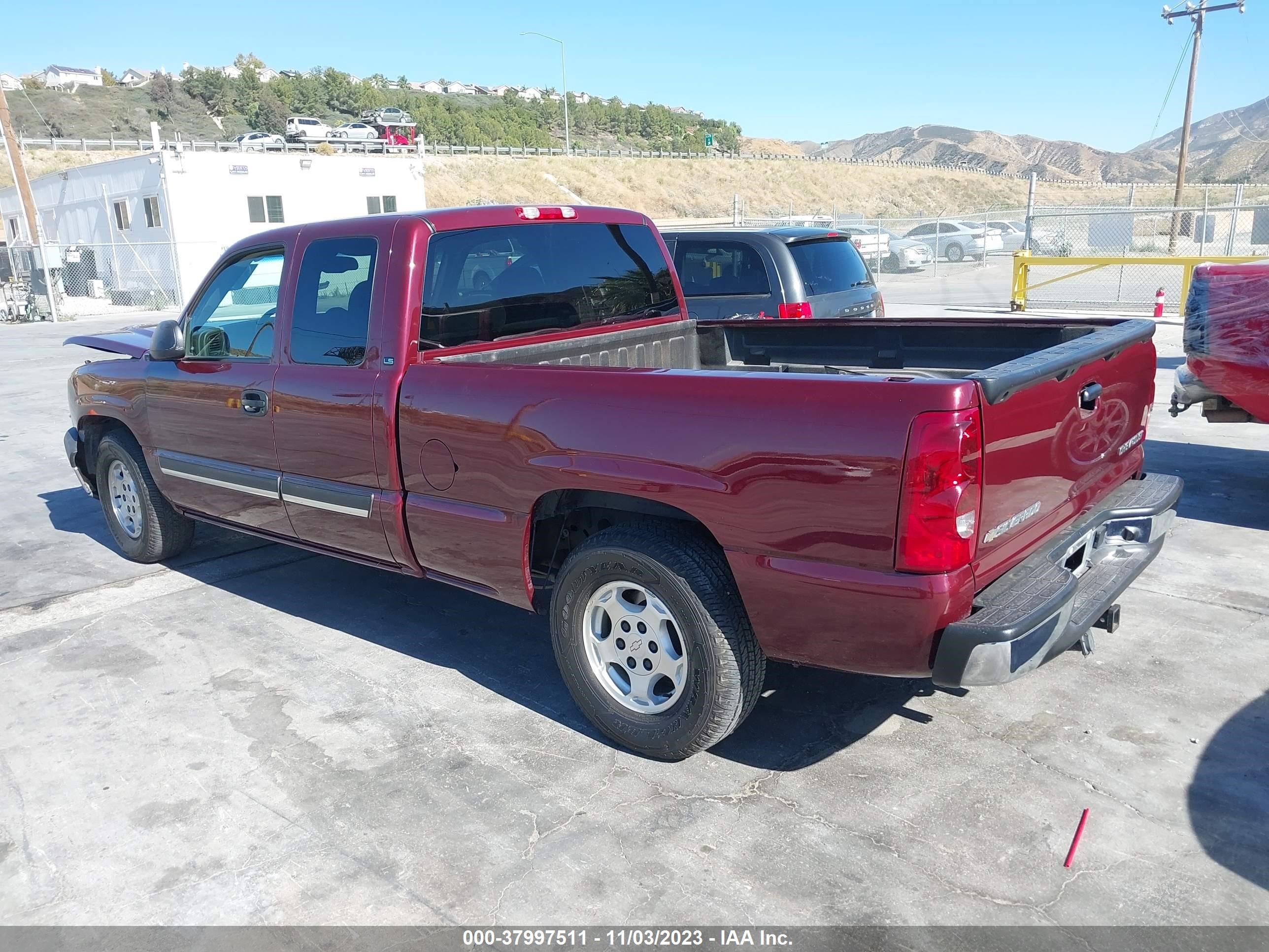 Photo 2 VIN: 2GCEC19V831378433 - CHEVROLET SILVERADO 