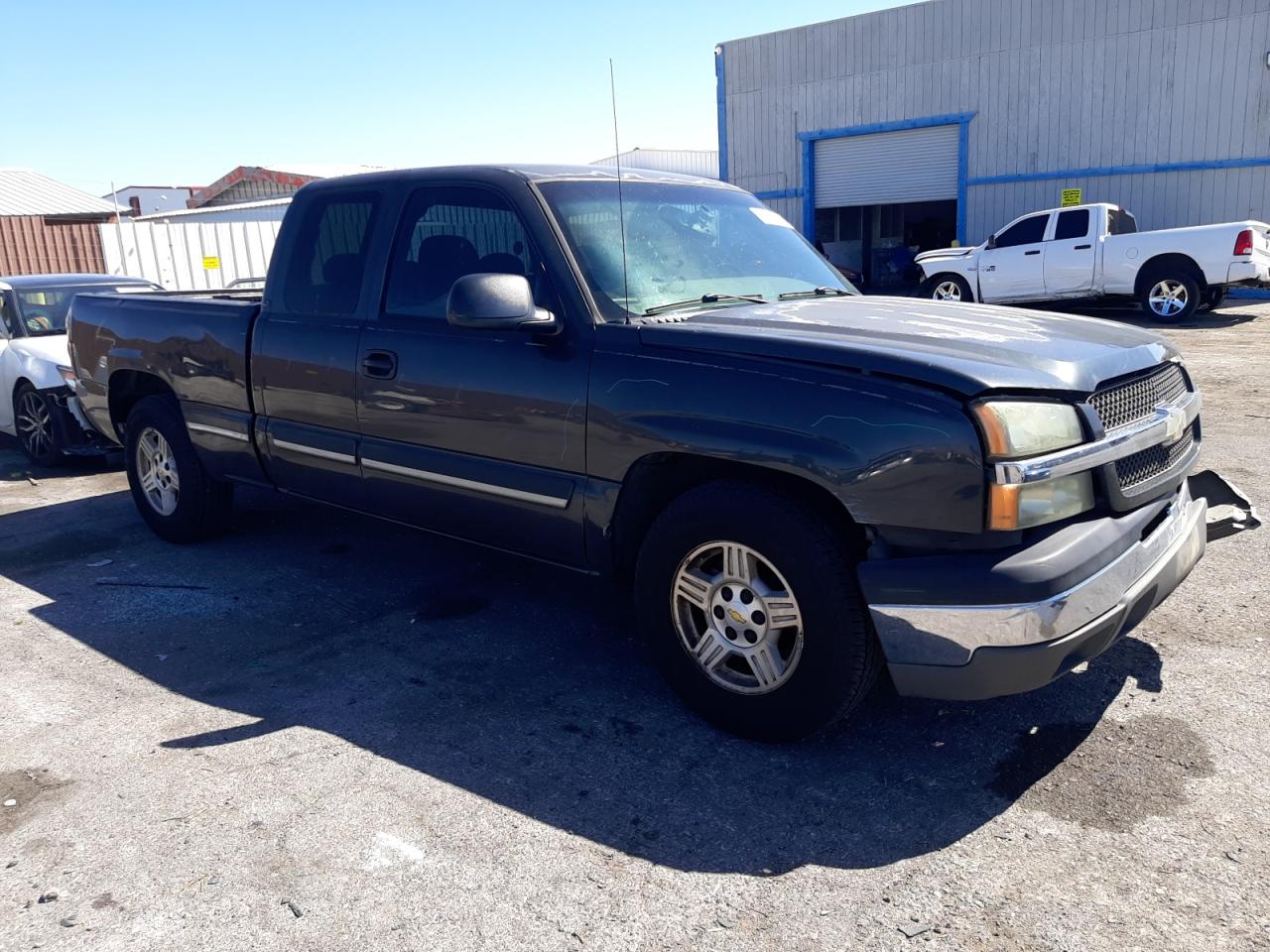 Photo 3 VIN: 2GCEC19V841191405 - CHEVROLET SILVERADO 