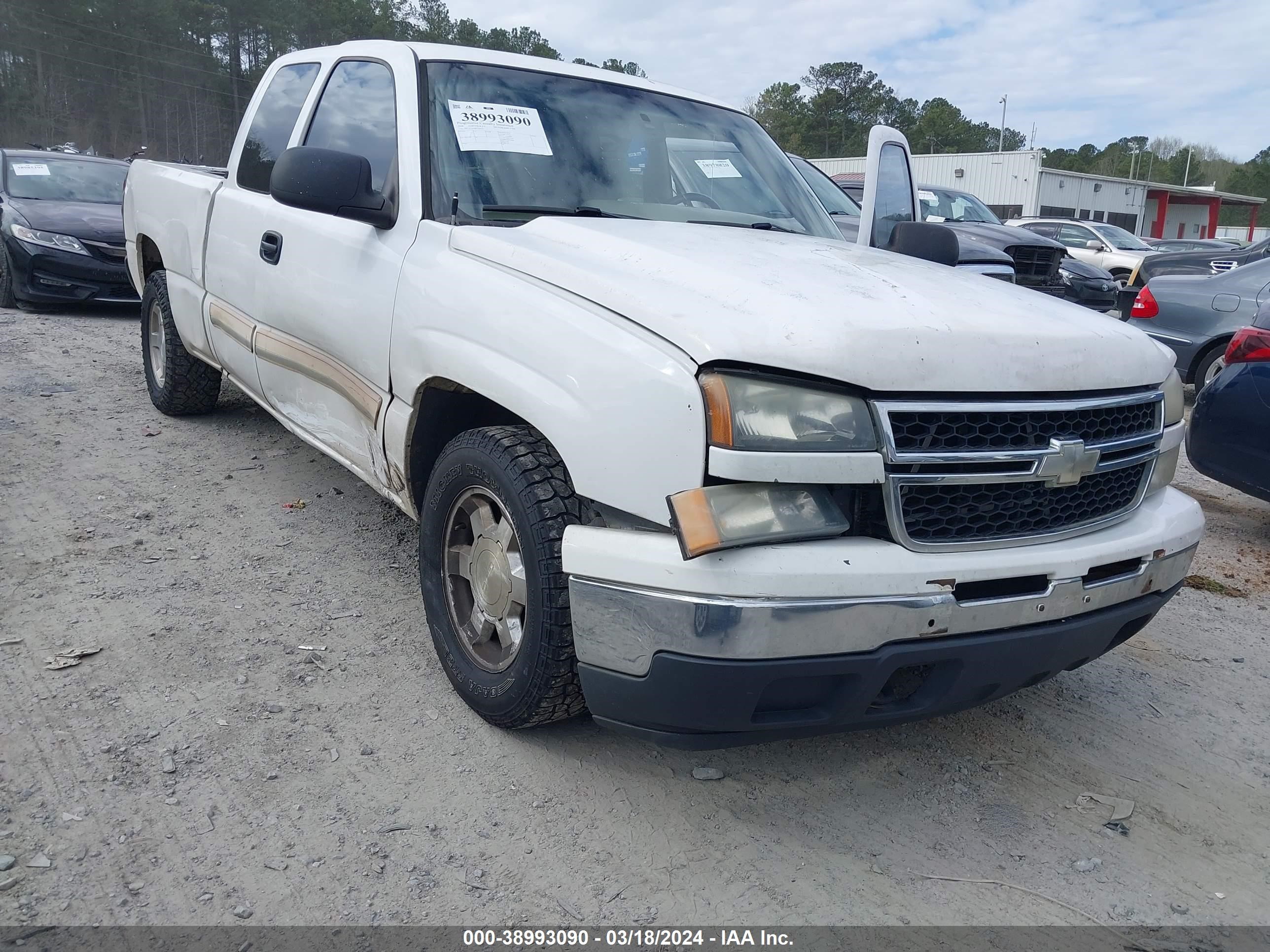 Photo 5 VIN: 2GCEC19V861299428 - CHEVROLET SILVERADO 