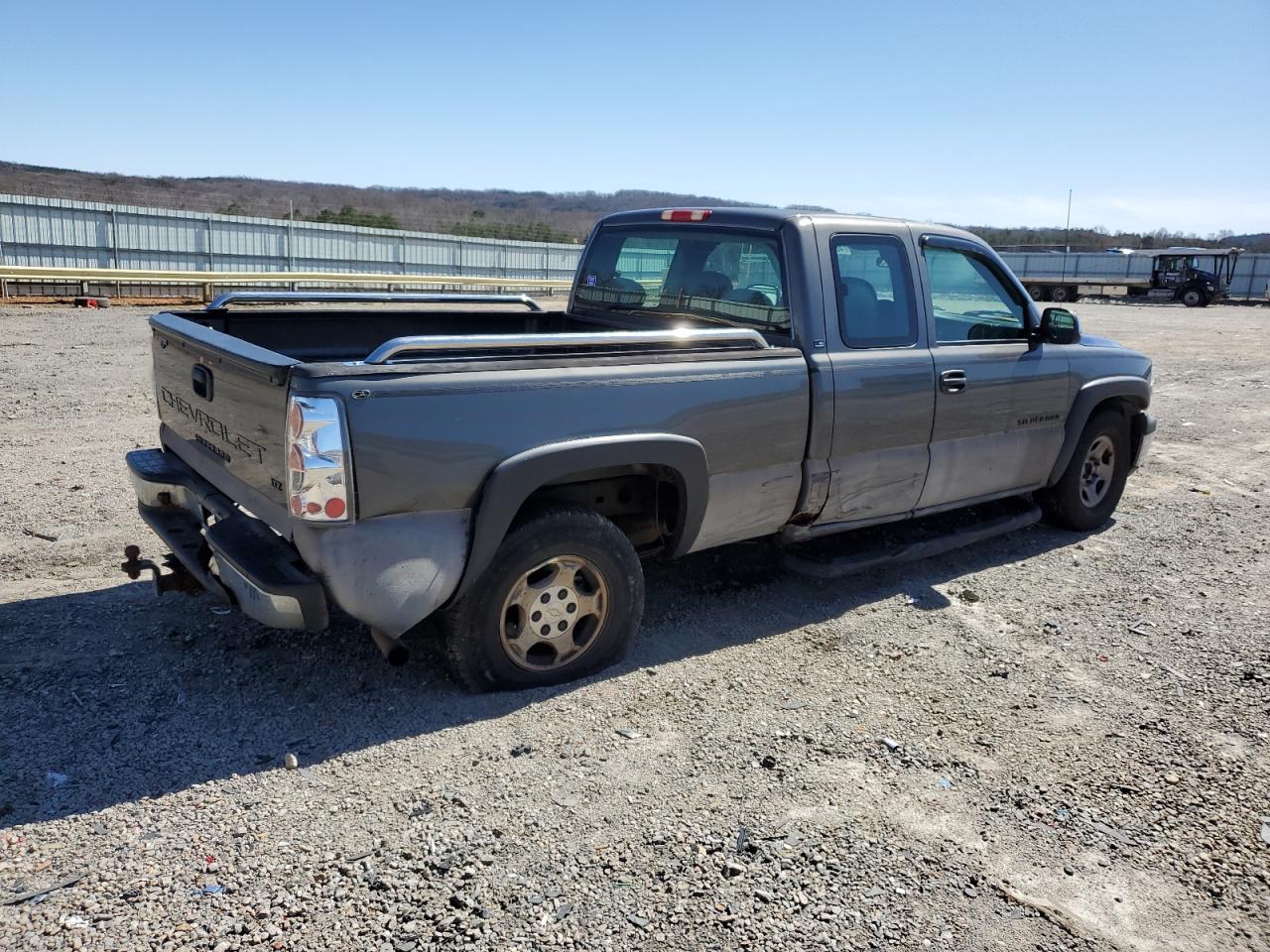 Photo 2 VIN: 2GCEC19V921278601 - CHEVROLET SILVERADO 