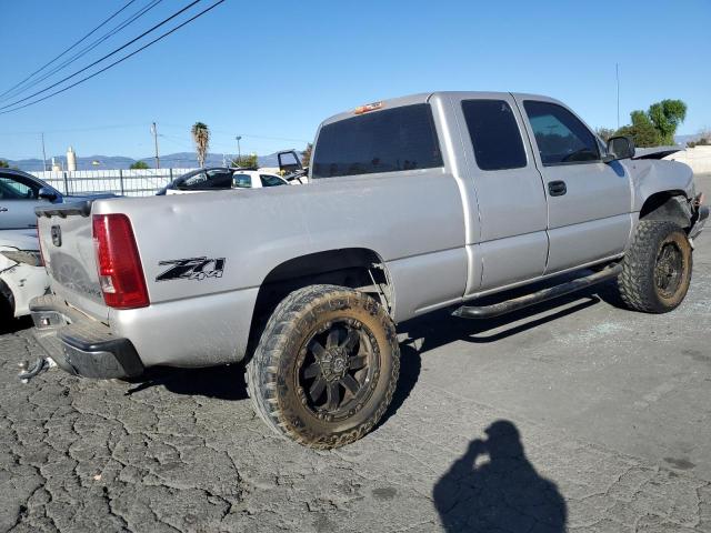 Photo 2 VIN: 2GCEC19V951108291 - CHEVROLET SILVERADO 