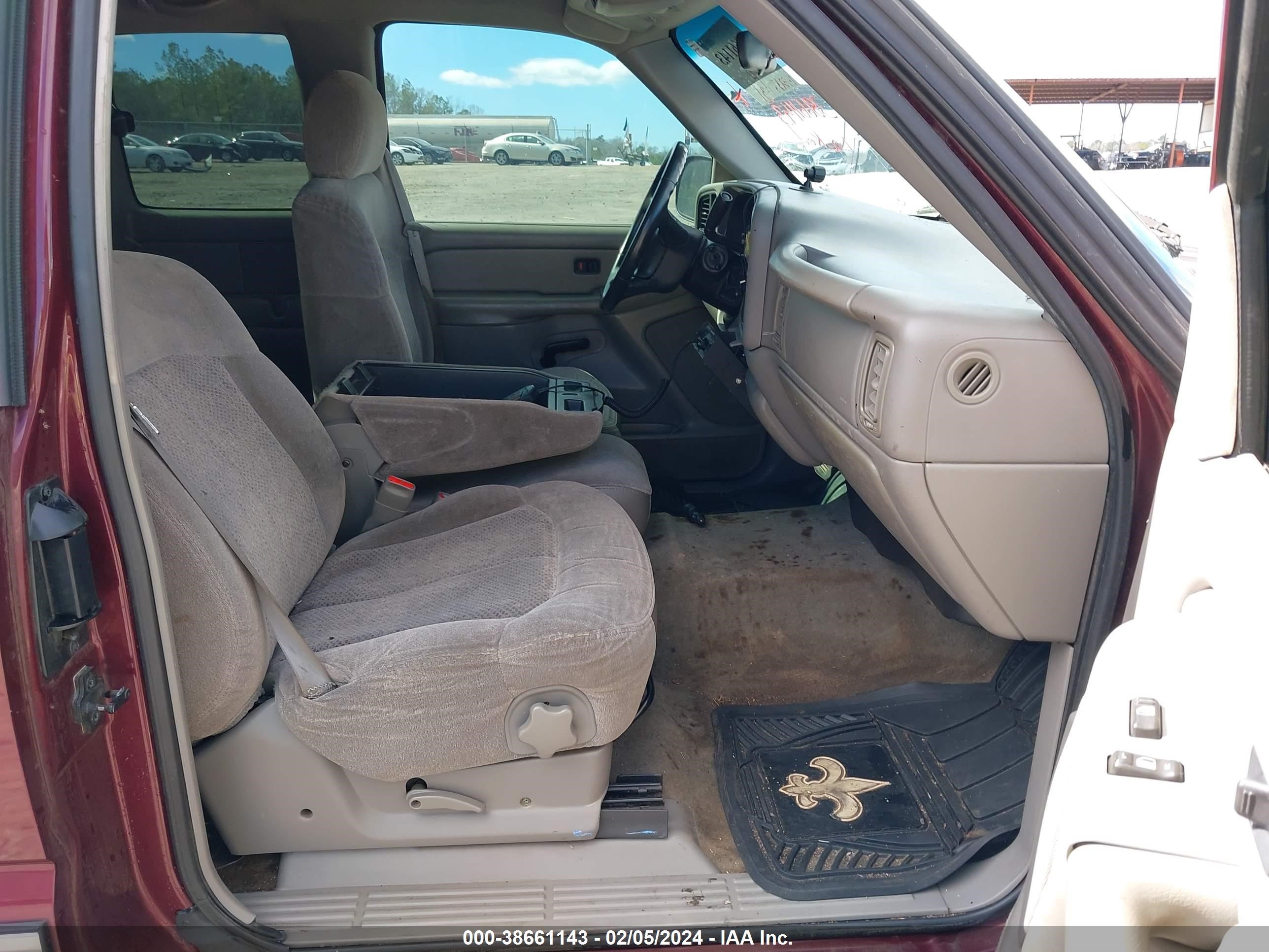 Photo 4 VIN: 2GCEC19V9Y1195839 - CHEVROLET SILVERADO 