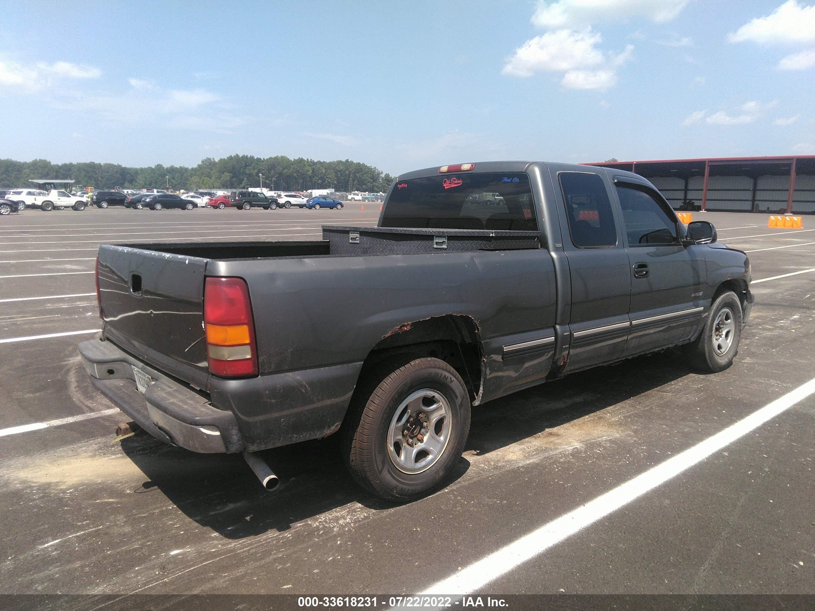 Photo 3 VIN: 2GCEC19VX11156442 - CHEVROLET SILVERADO 